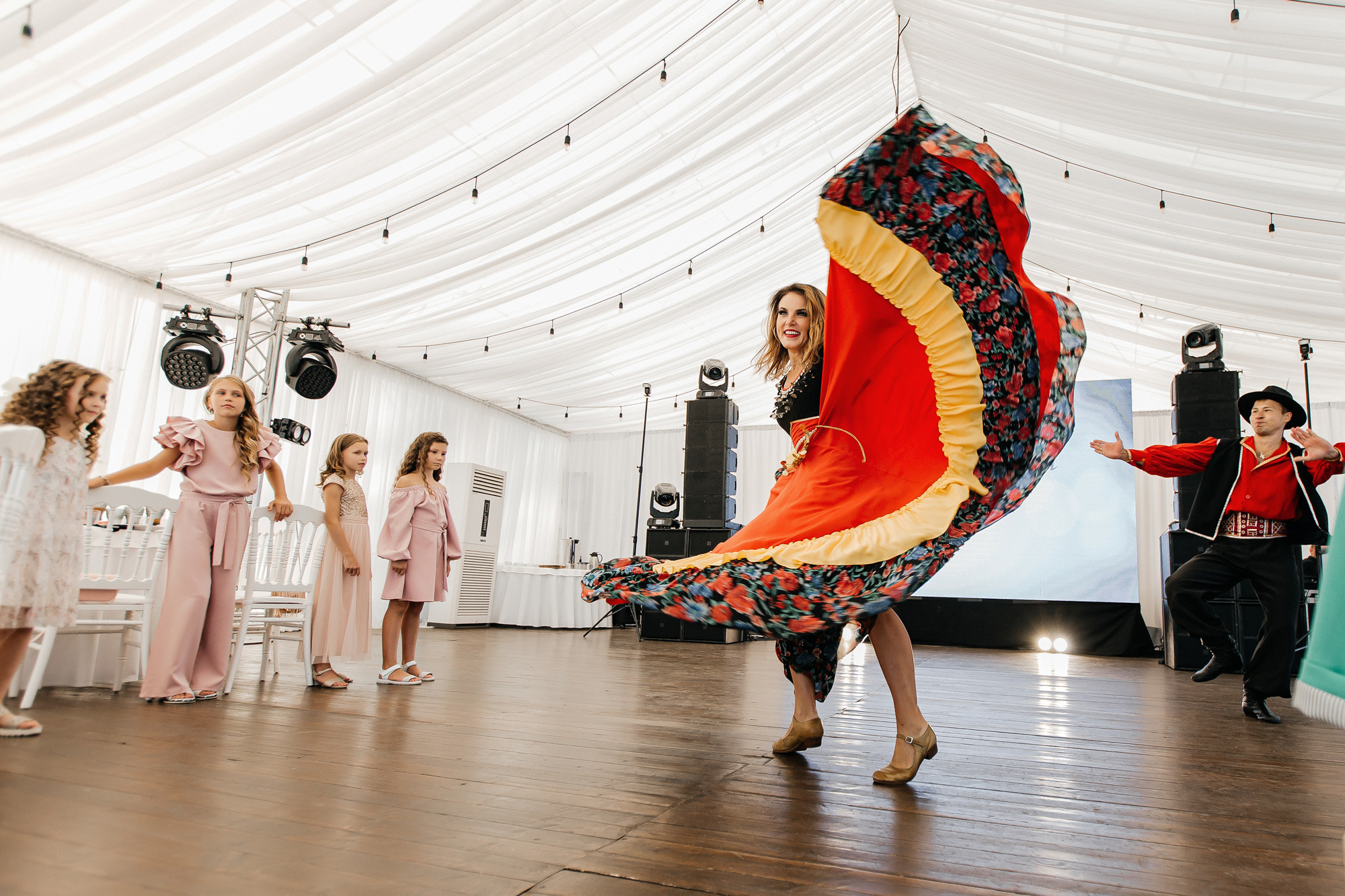 Свадебный фотограф в Барнауле. Свадебный репортажный и фуд фотограф в Барнауле Гайфулин Виталий