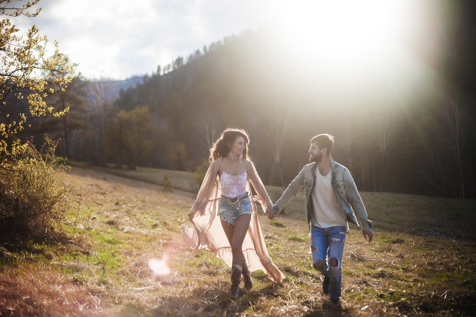 Фотограф в горном Алтае. Свадебный репортажный и фуд фотограф в Барнауле Гайфулин Виталий