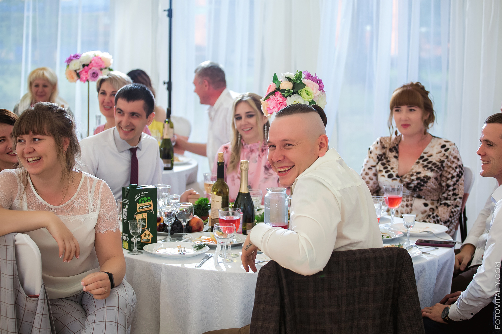 Фотограф на свадьбу в Барнауле. Свадебный репортажный и фуд фотограф в Барнауле Гайфулин Виталий