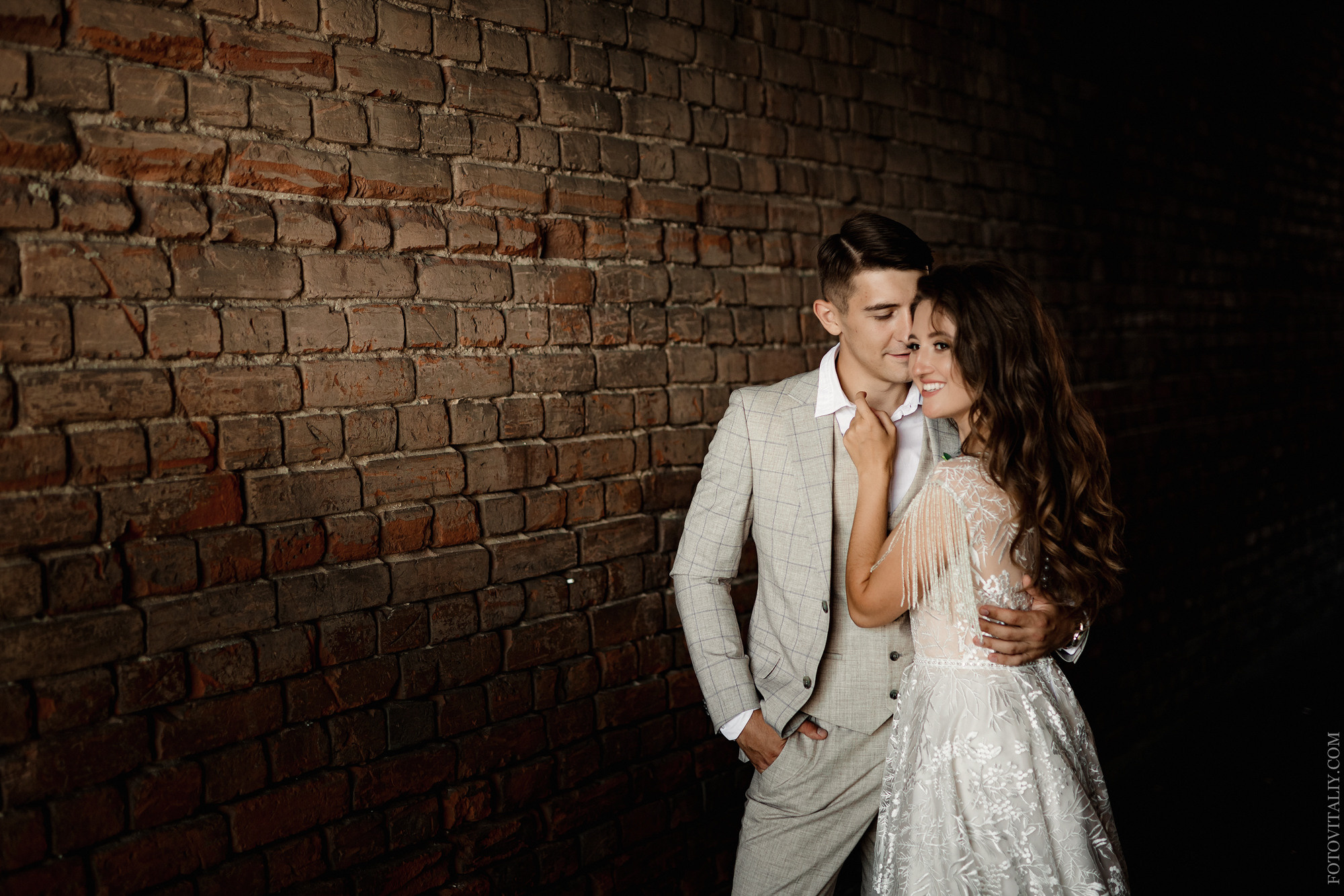 Свадебный фотограф. Свадебный репортажный и фуд фотограф в Барнауле Гайфулин Виталий