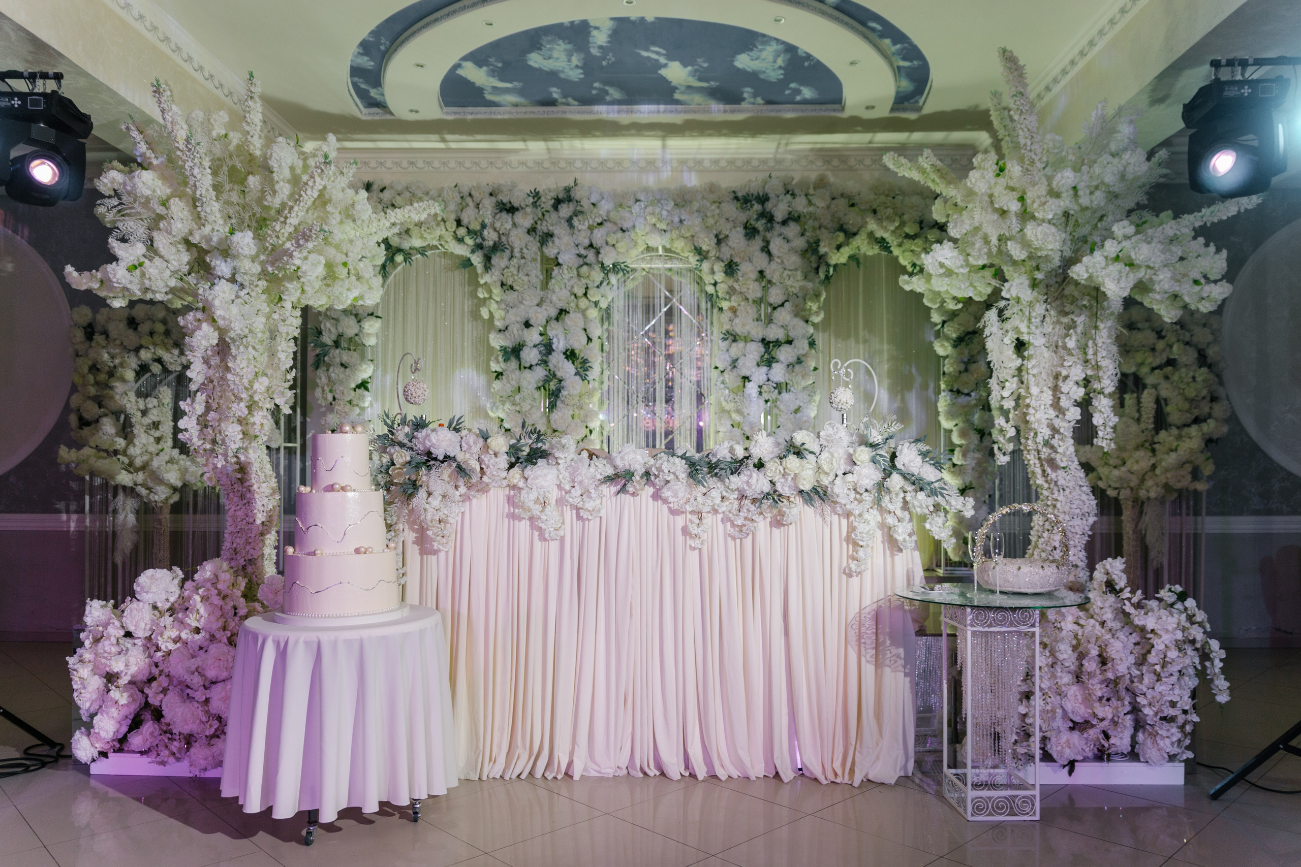 Владислав и Диана. Свадебный фотограф в Пятигорске и КМВ Софья Аджикеримова