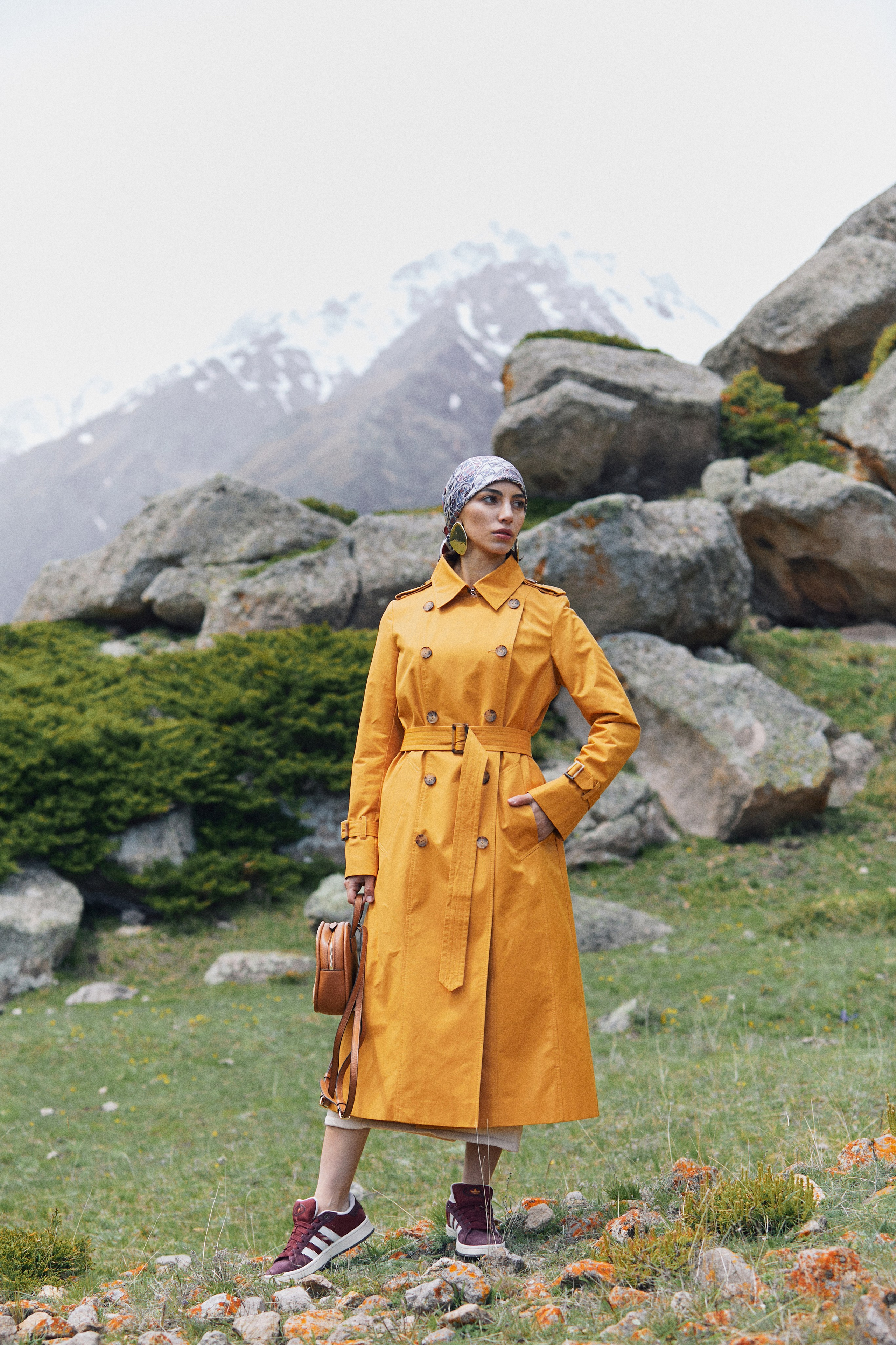 Съемка для бренда в горах. Фотограф Продюсер в горах КБР / Москва  Нальчик Горы