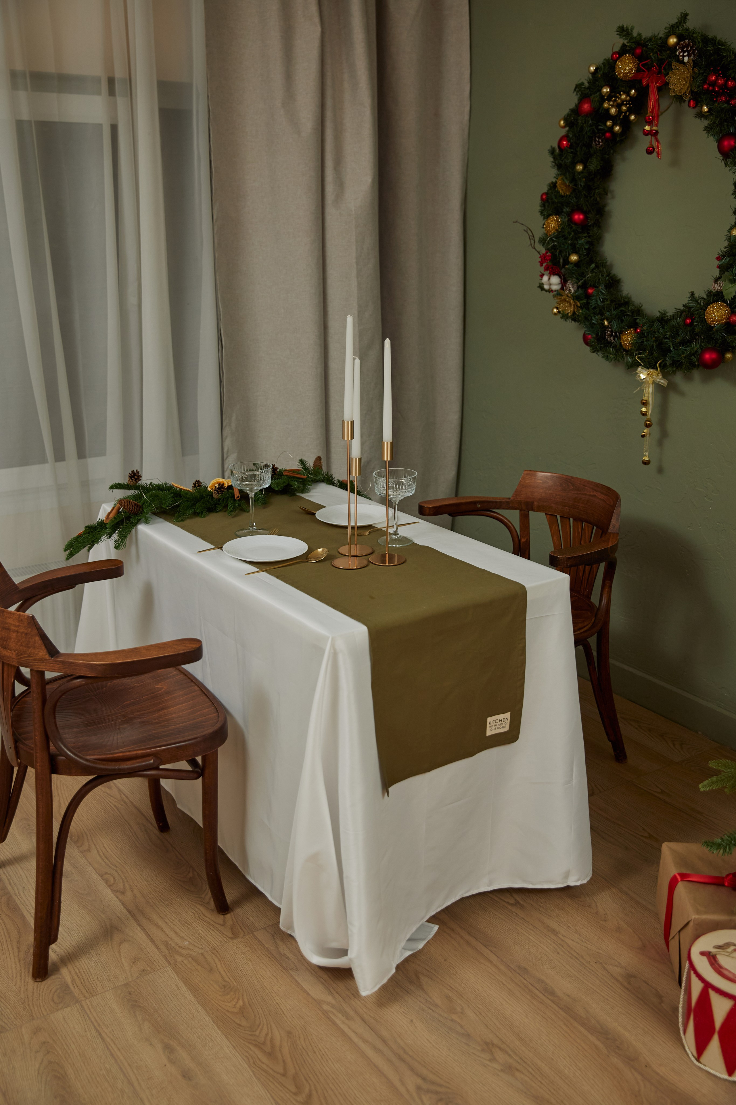 Новогодние локации (до 12 января 2026). Content Studio фотостудия