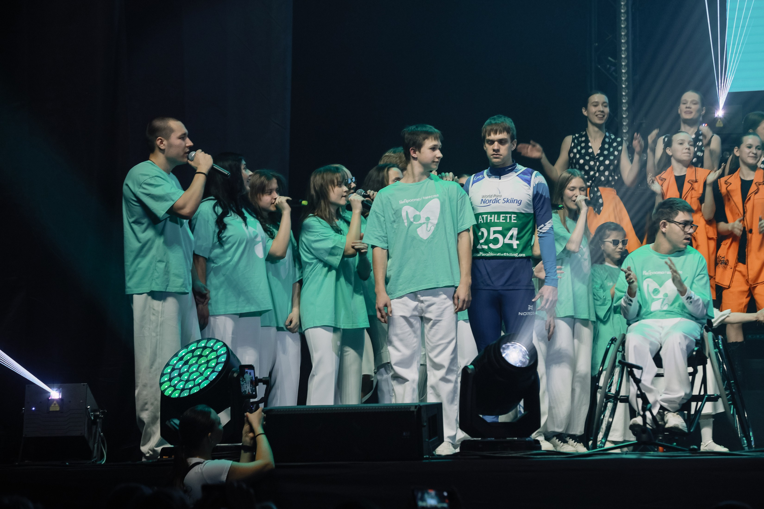 Музыкальный спектакль «Жить» в Локомотив Арене. Фотограф Юлия Мальцева