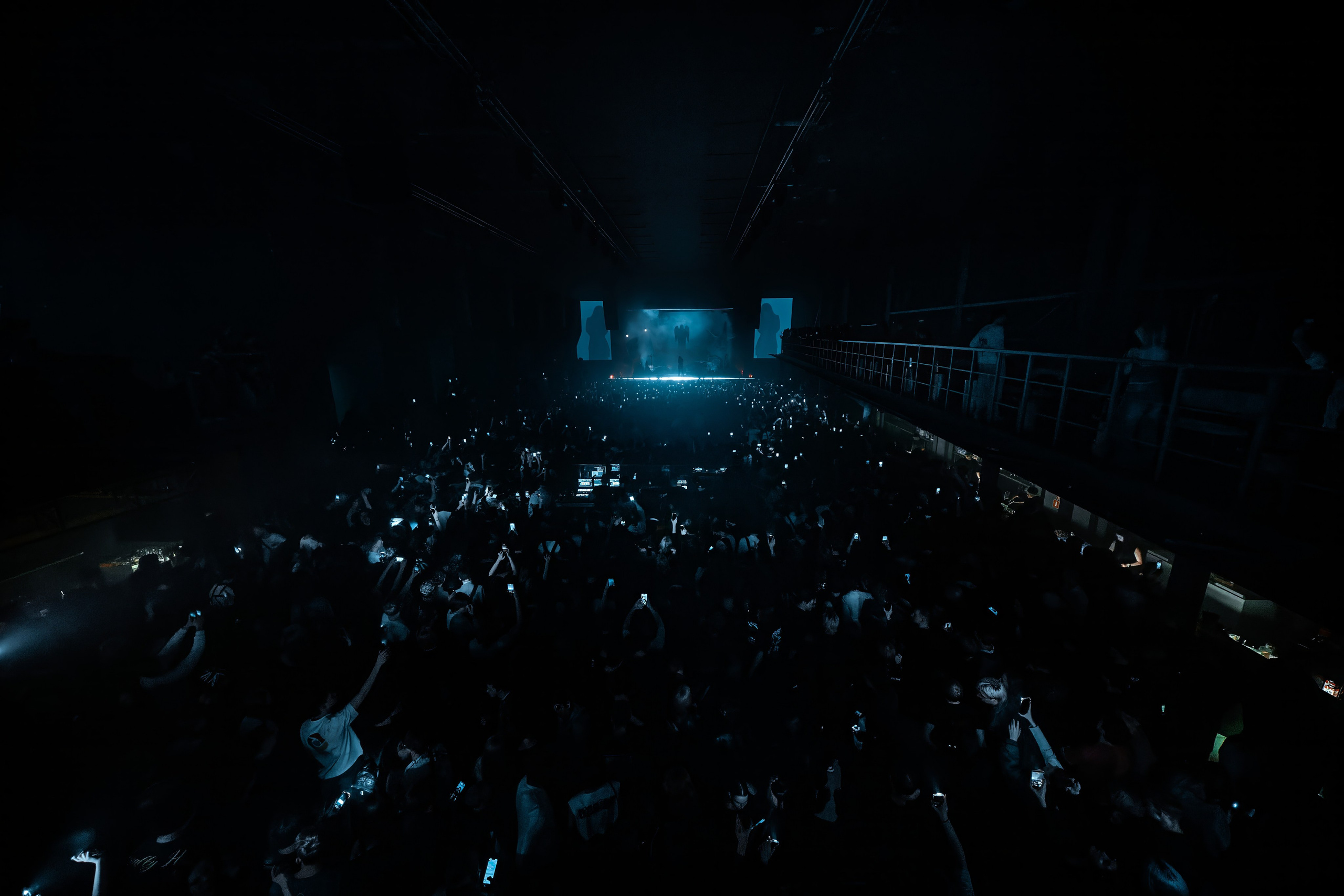 Тёмный принц в клубе TAU 22.03.2026. Репортажный фотограф и видеограф в Москве