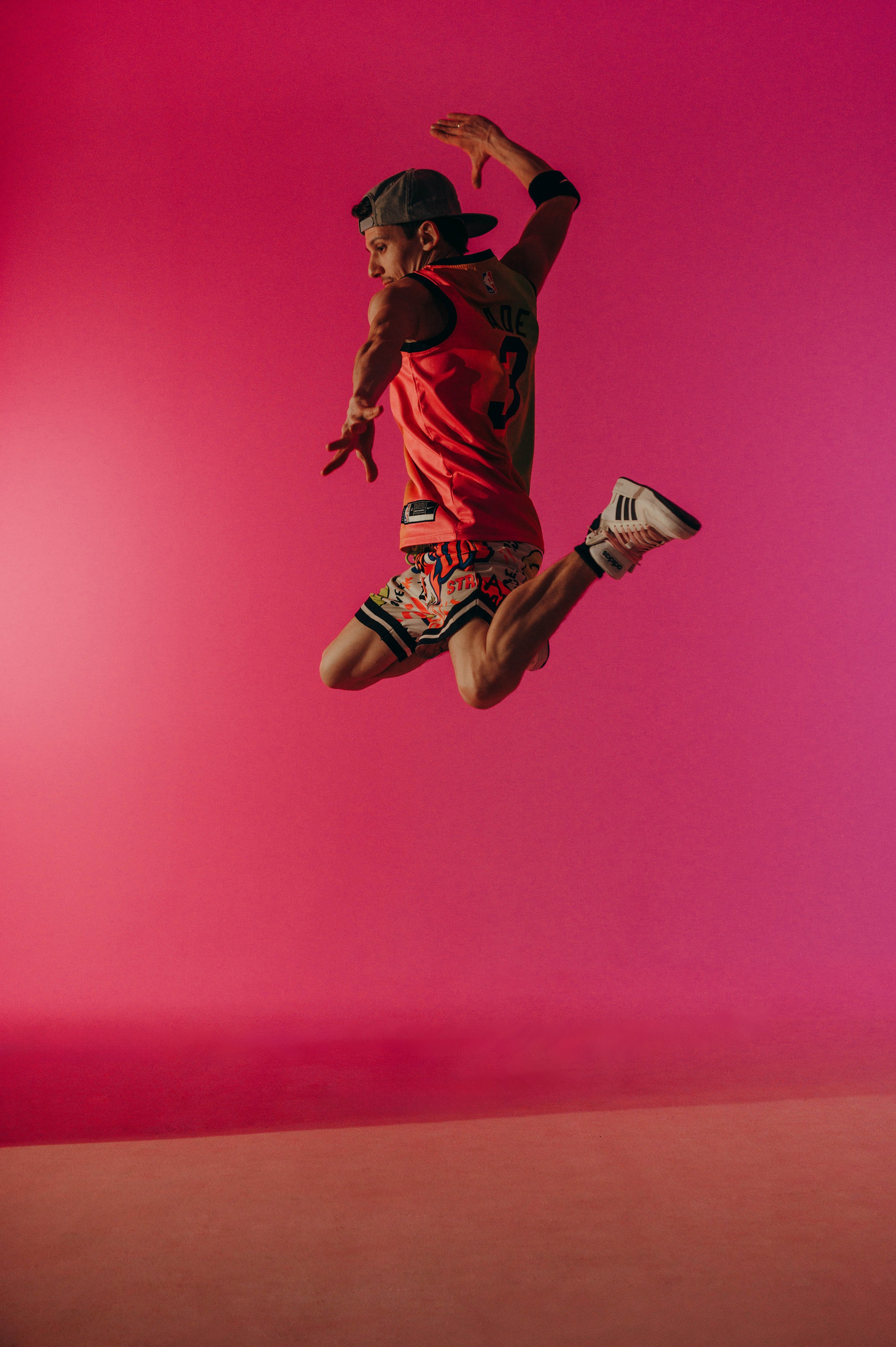 Фотосессия танцоров СПБ, фотосъемка для танцевальной школы Санкт-Петербург, танцевальная фотосессия СПб, фотосъемка танцевального коллектива. Танцевальная студия "Dance stars". Фотосессия с цветным светом СПб