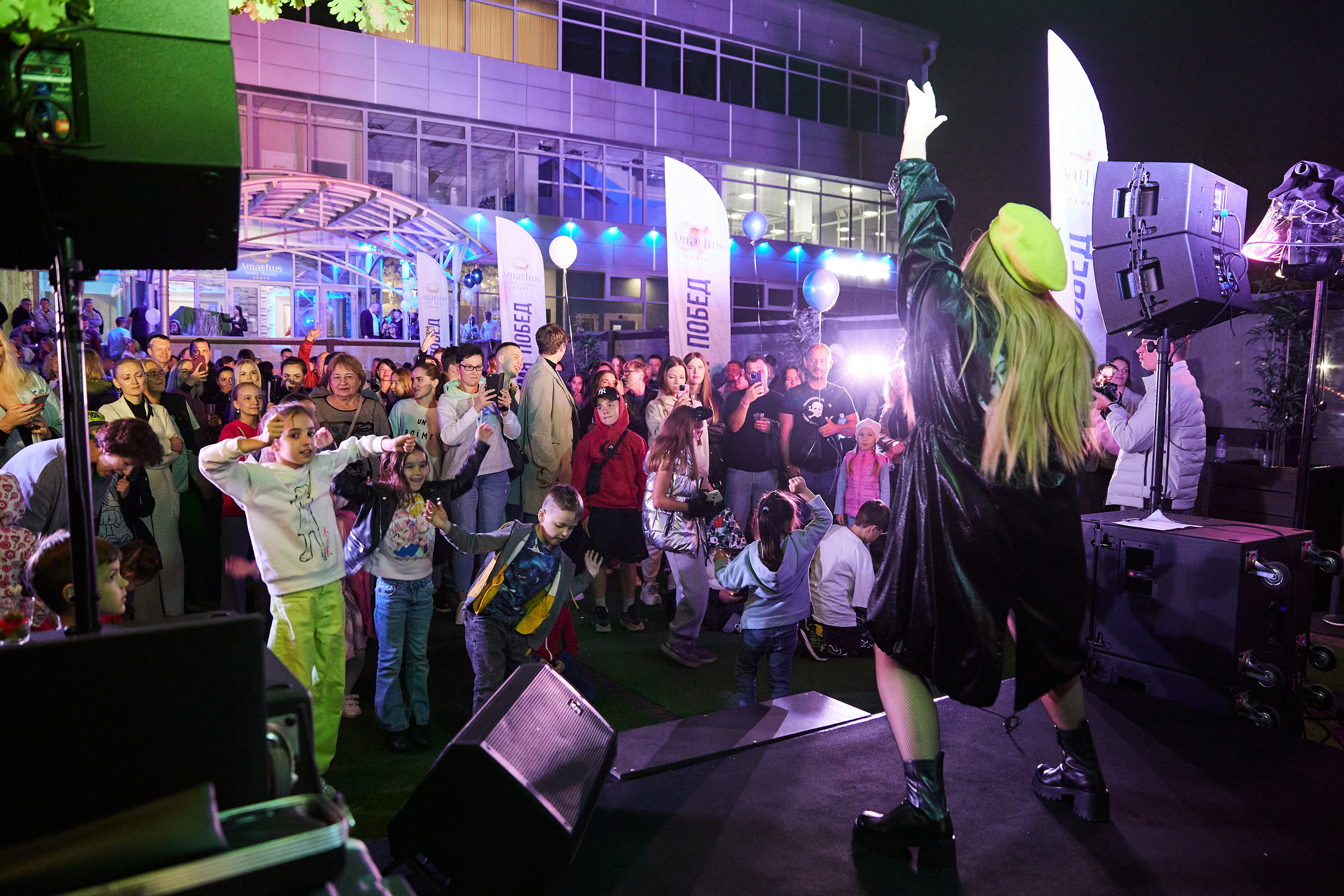 День рождения фитнес клуба Amathus. Фотограф Недорез Александр в Москве. Репортаж на ваших мероприятиях