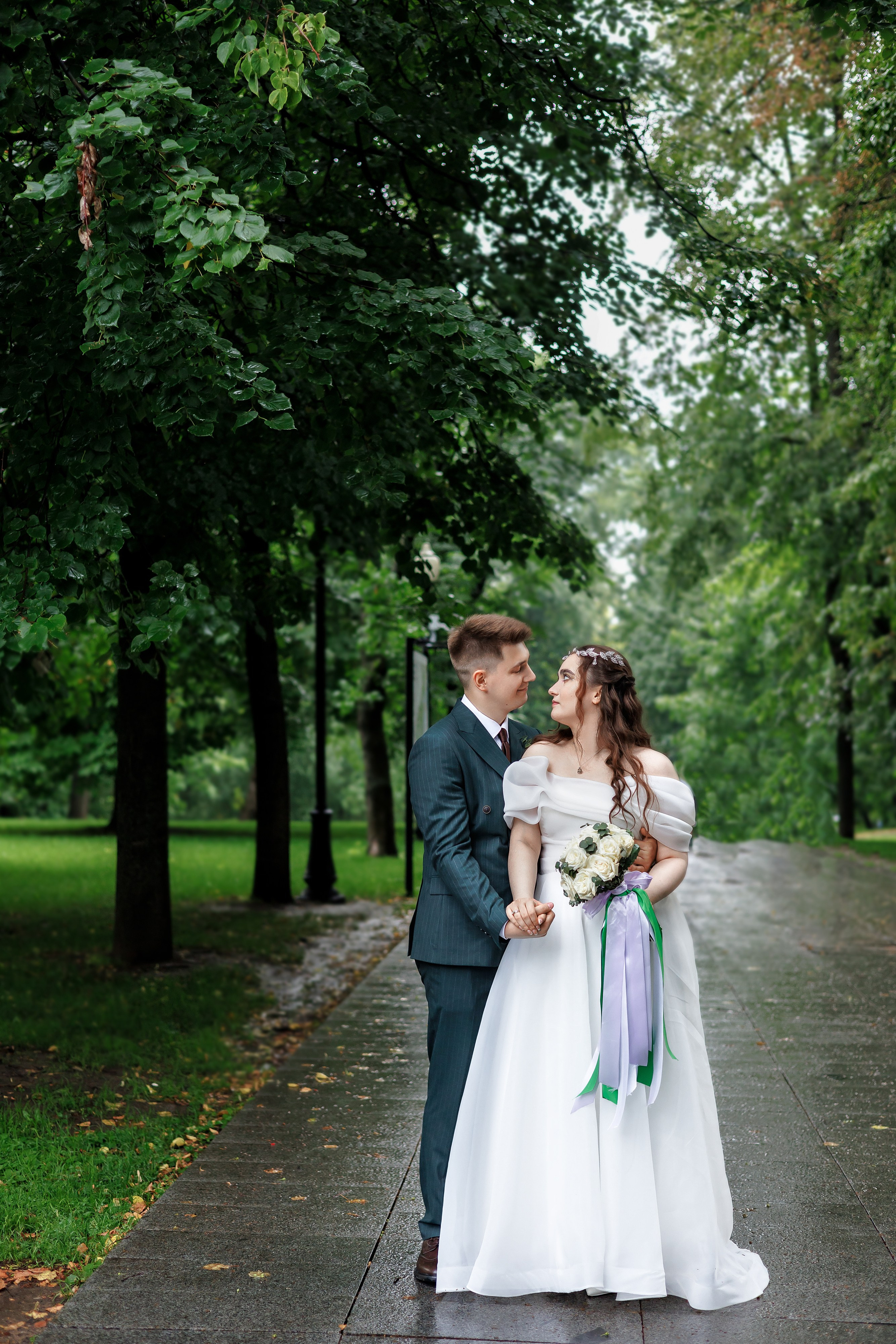 Свадебная прогулка. Контент и свадебный фотограф в Одинцово и Москве. Вакульчик Екатерина