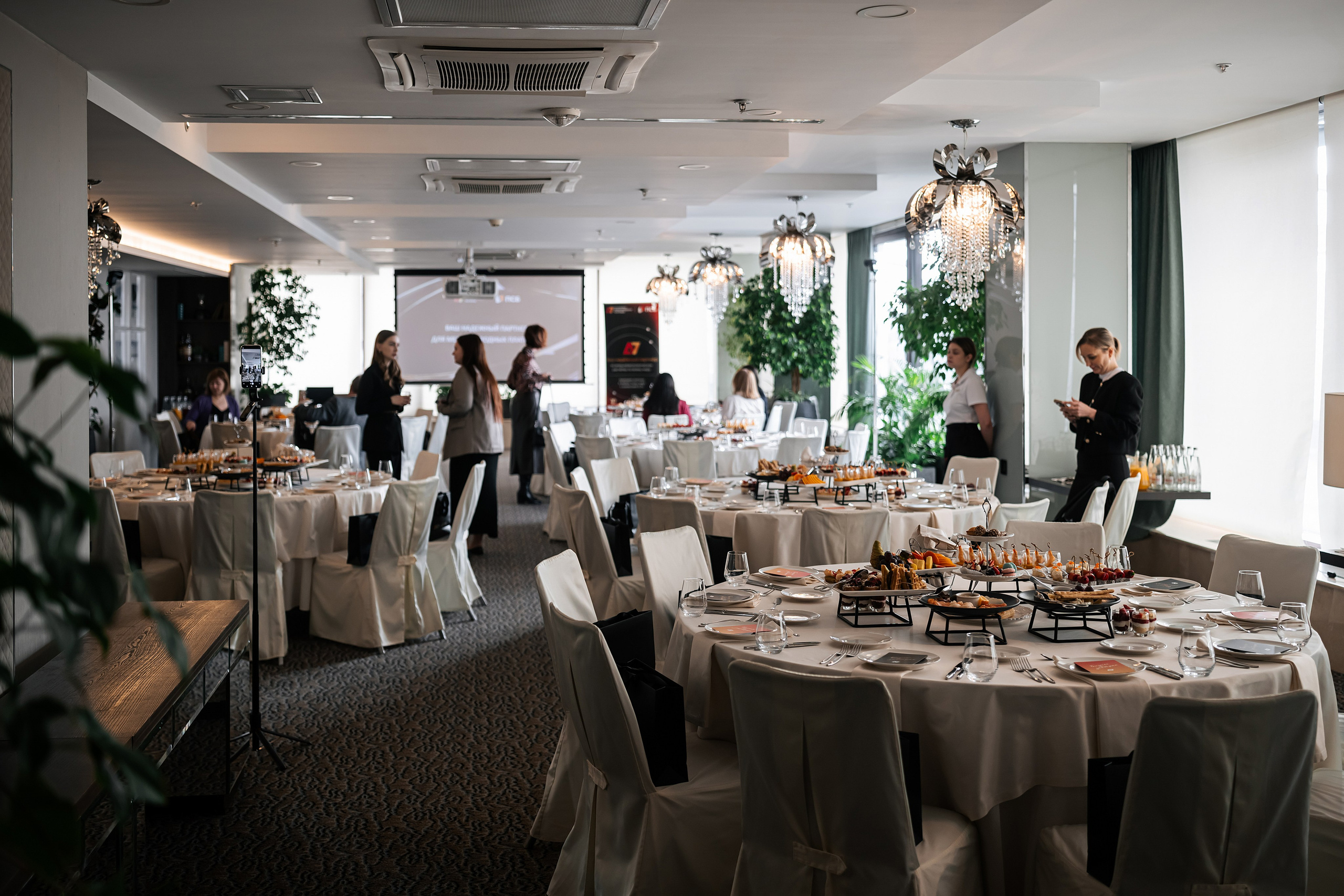 Бизнес-завтрак А7 в ресторане 10Ten