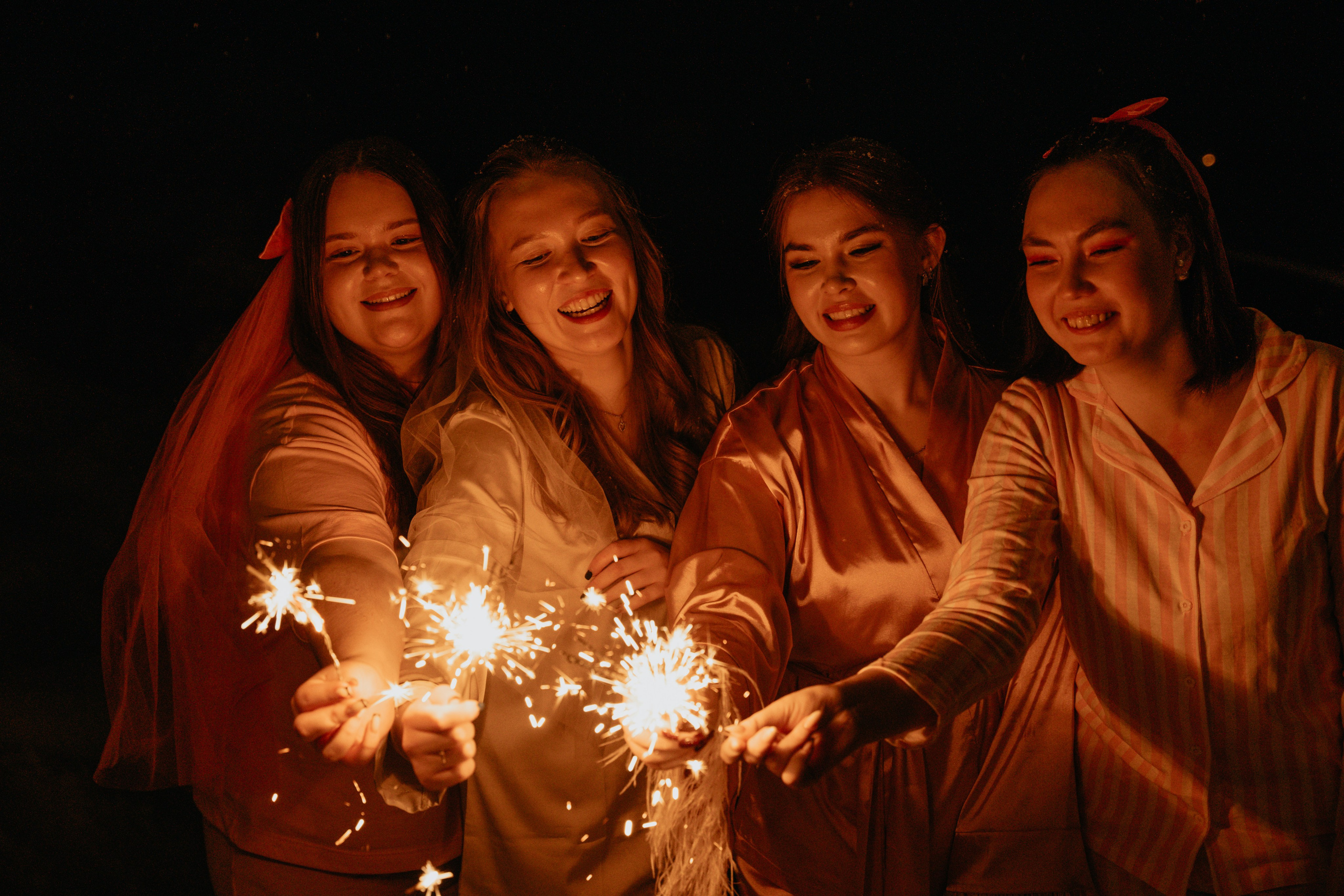 Девичник. Девчонки зажигалочки