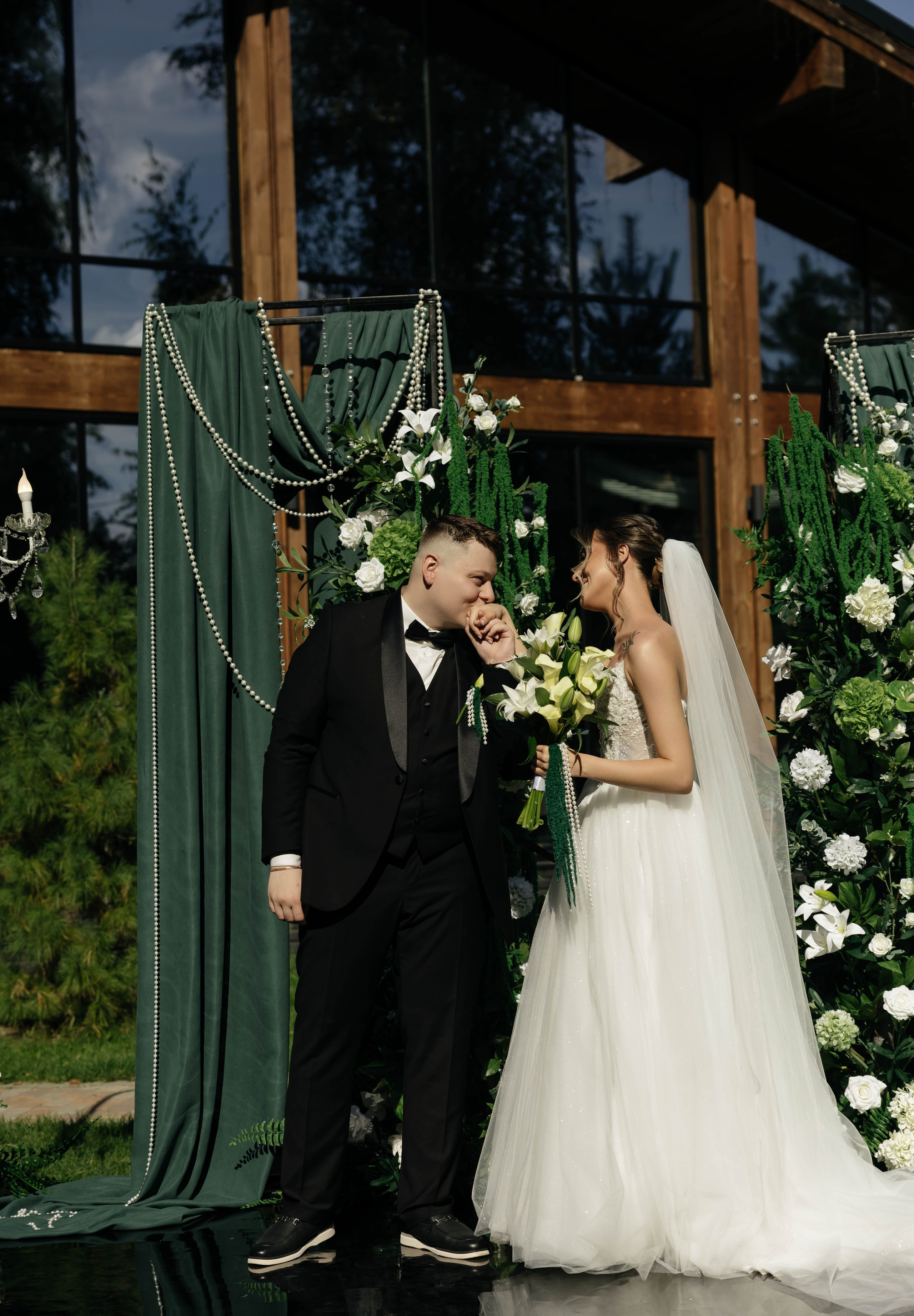 Свадебная история. Лесной Виладж. Свадебный и семейный фотограф Рассказова Виктория