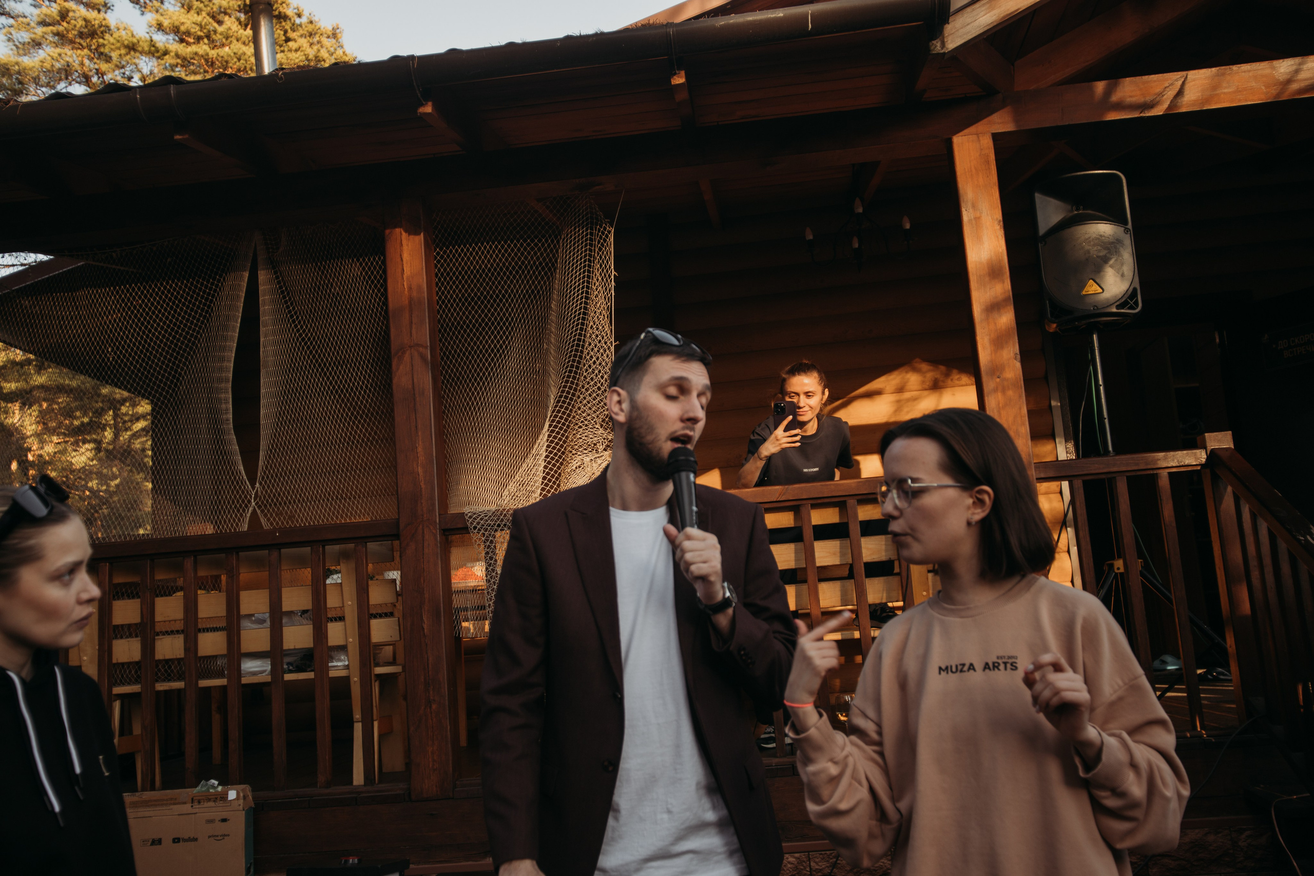 Корпоратив Muza_Arts. Венера Гайн. Репортажный фотограф  Тюмень. Обучение фотографии с 0