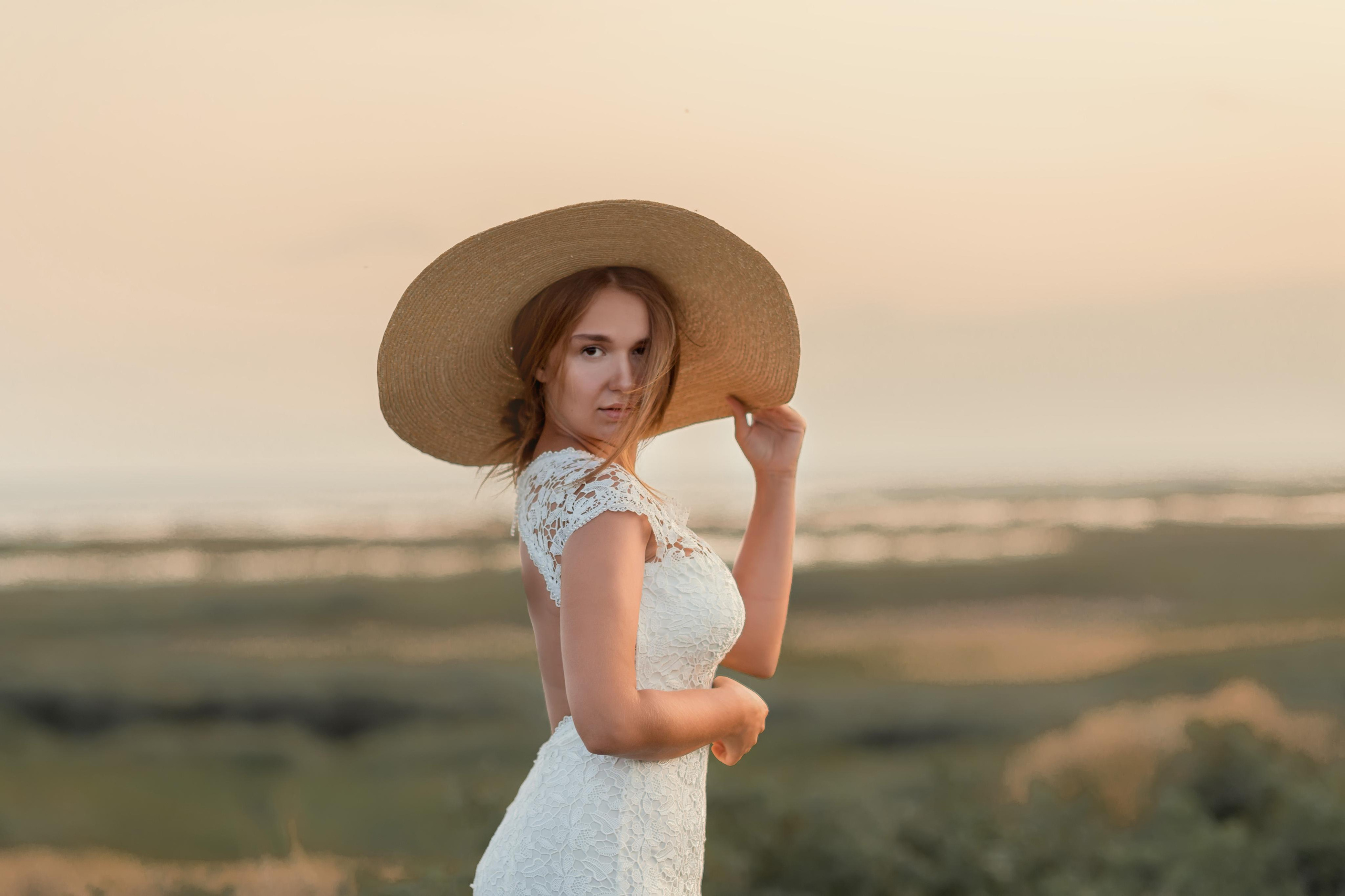 море девочка шляпа девушка вода горизонт лето осень зима весна