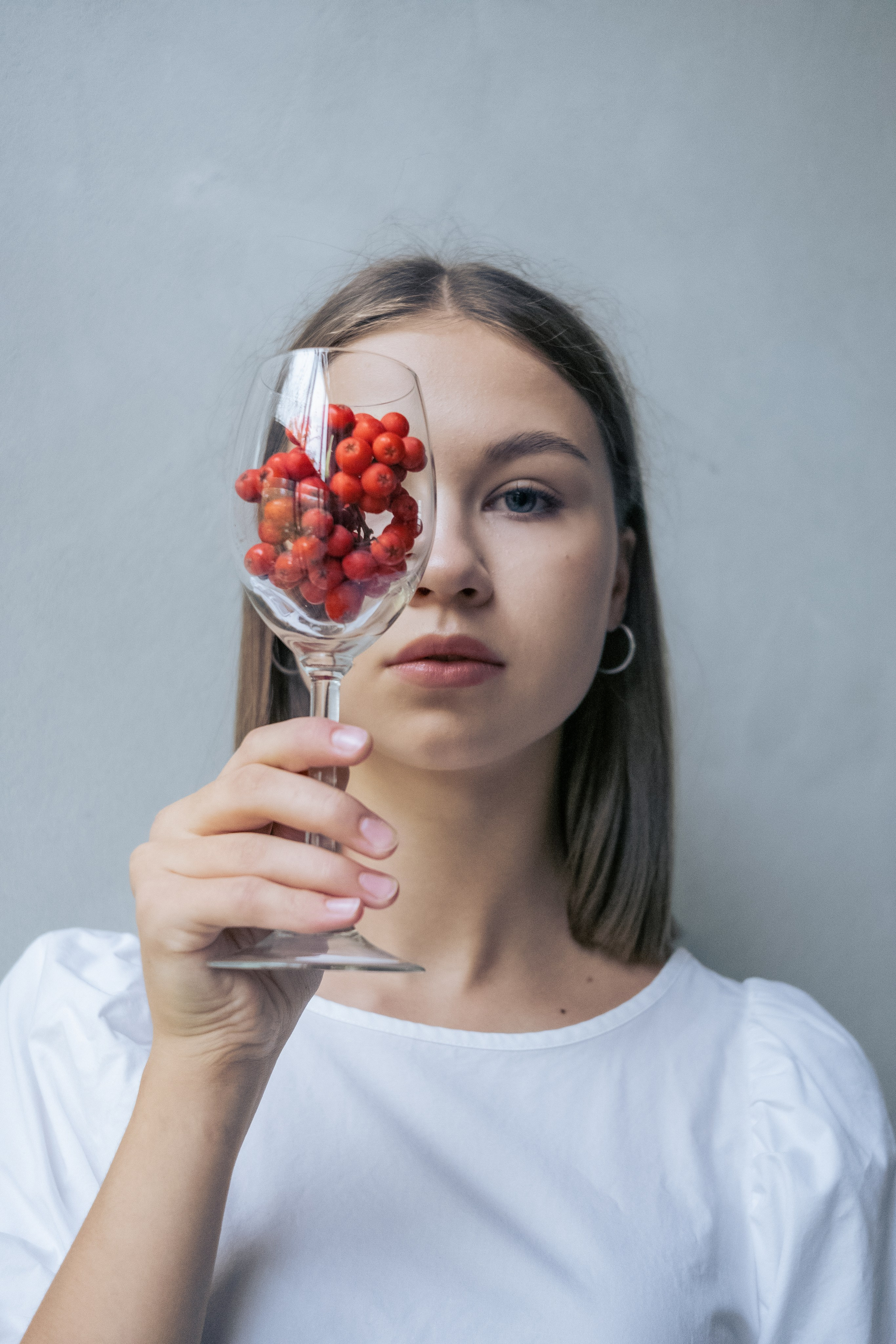 Творческая фотосессия с рябиной в Костроме. Портретный и репортажный фотограф Екатерина Селиверстова, Кострома