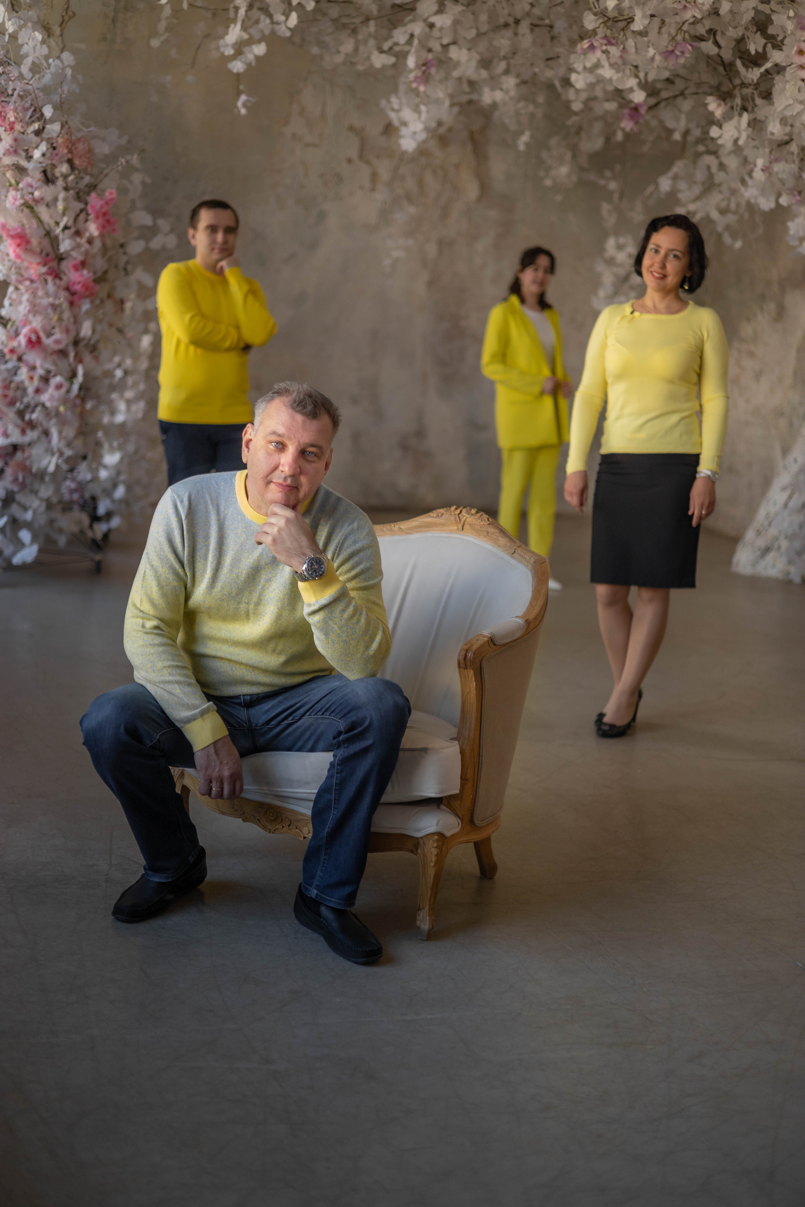 Нина и ее семья брат Саша, мама и папа. Фотограф Катерина Изи