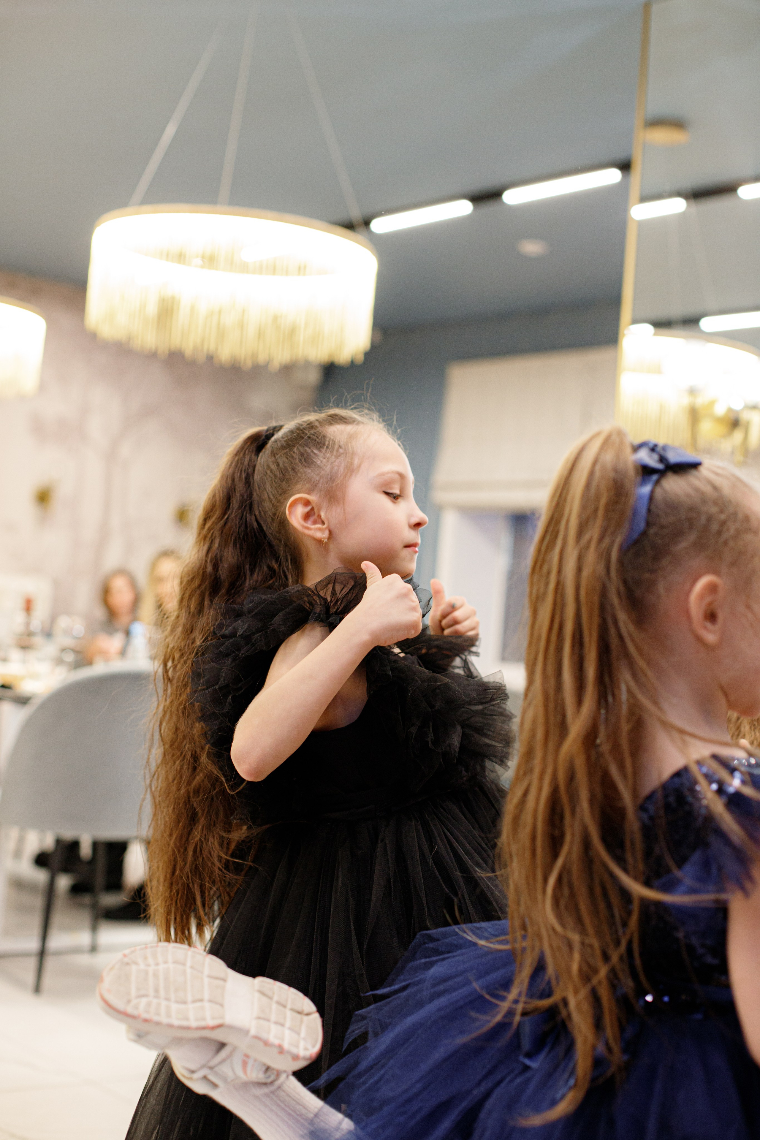 ASIA'S BIRTHDAY PARTY. Photokarish