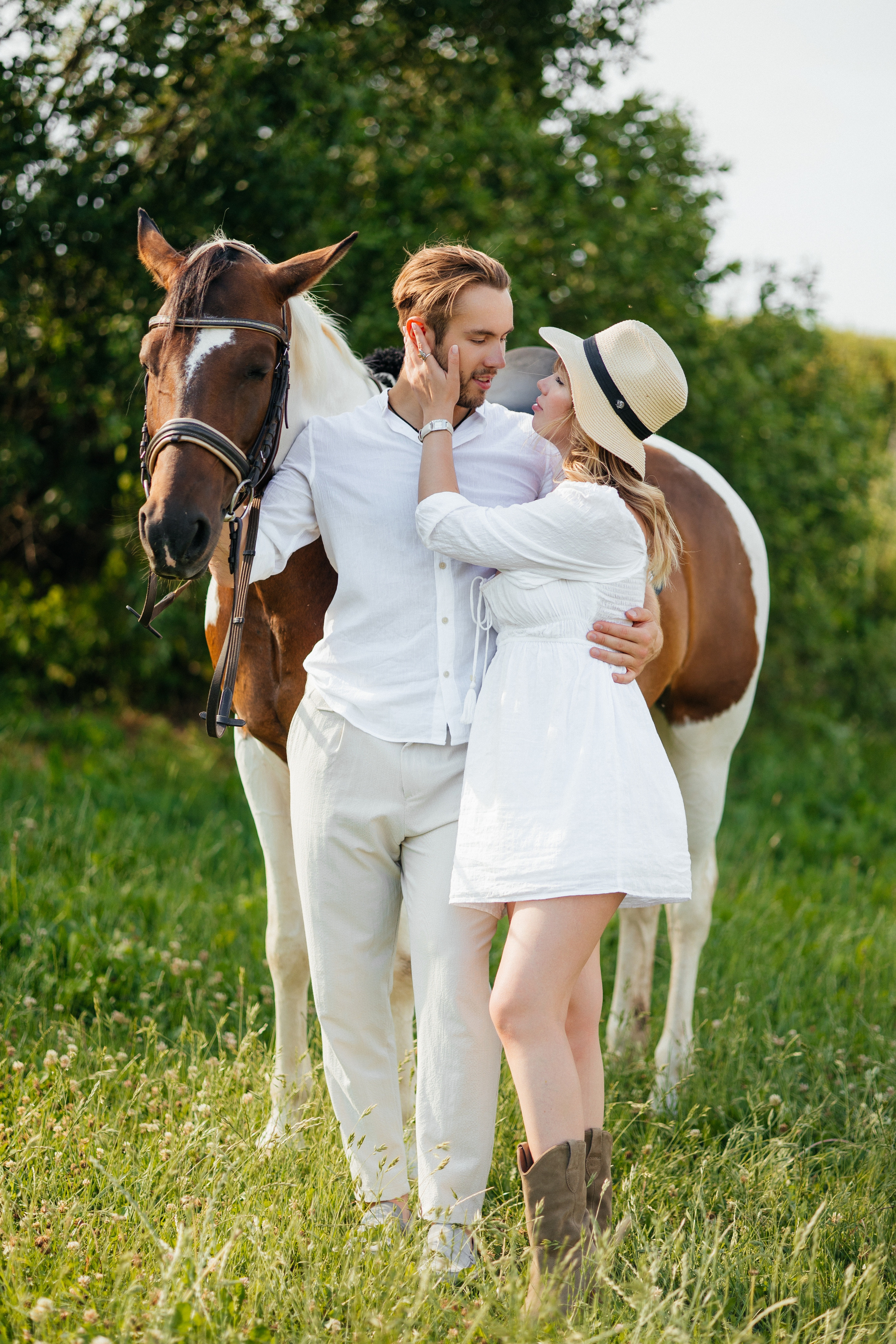 Конная прогулка. Свадебный фотограф Минск РБ