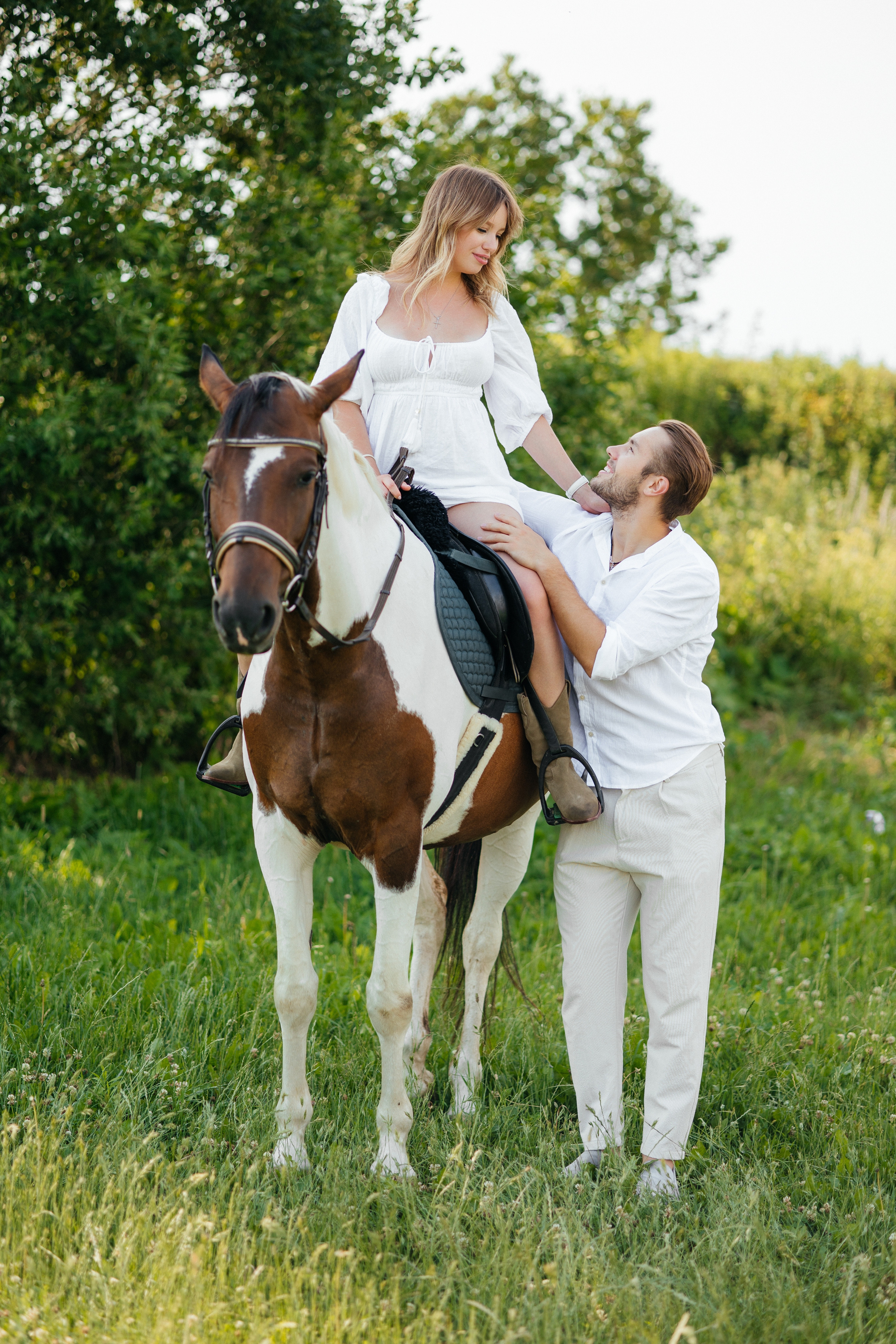 Конная прогулка. Свадебный фотограф Минск РБ