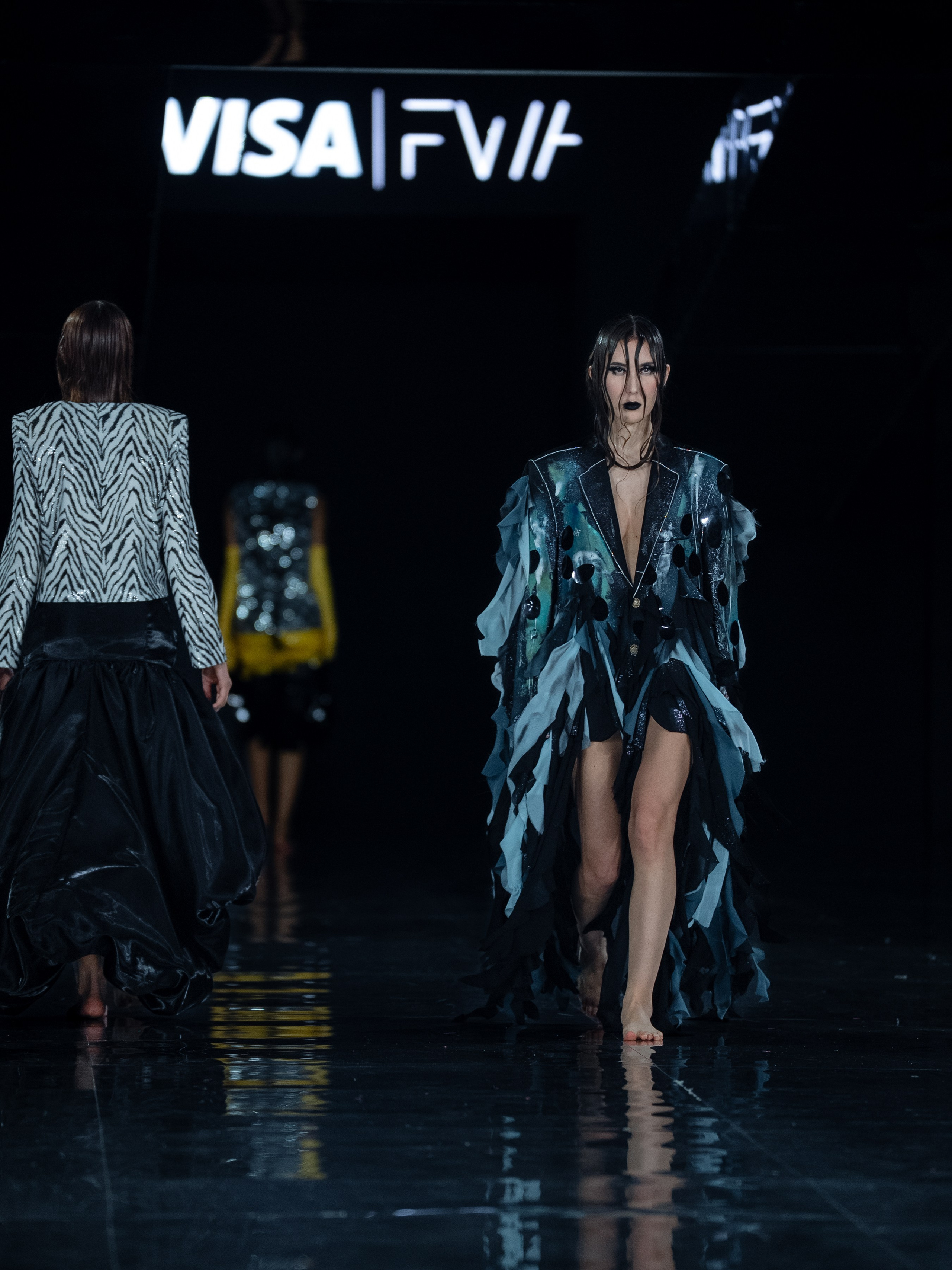 Visa Fashion Week Almaty Manuk Aleksanyan. Сайт Алматинского НЮ АРТ, будуар и фэшн фотографа Дениса Карпенко