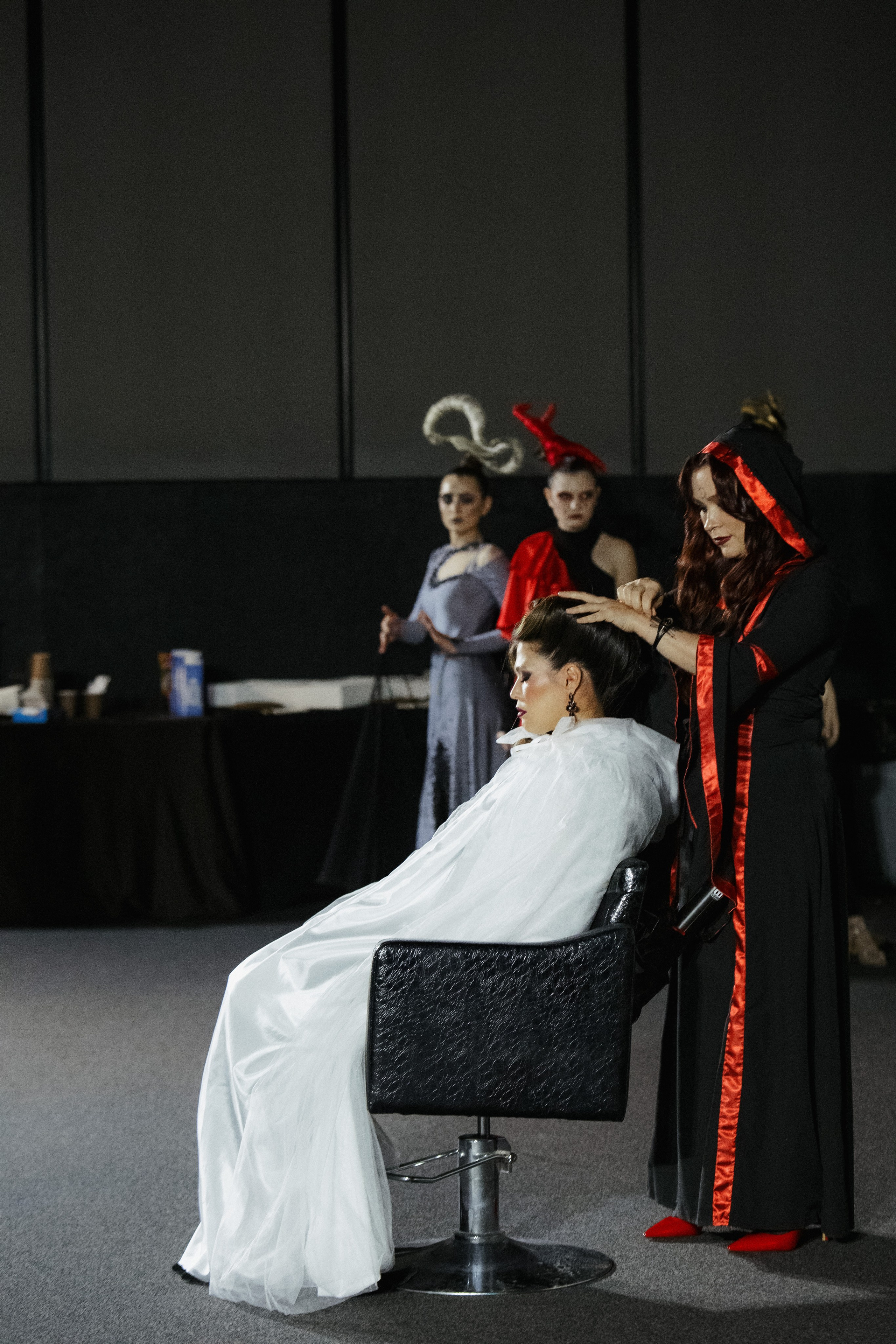 ФЭШН КОНФА. СВОИ. ФОТООТЧЕТЫ-СОБЫТИЯ-МЕСТА