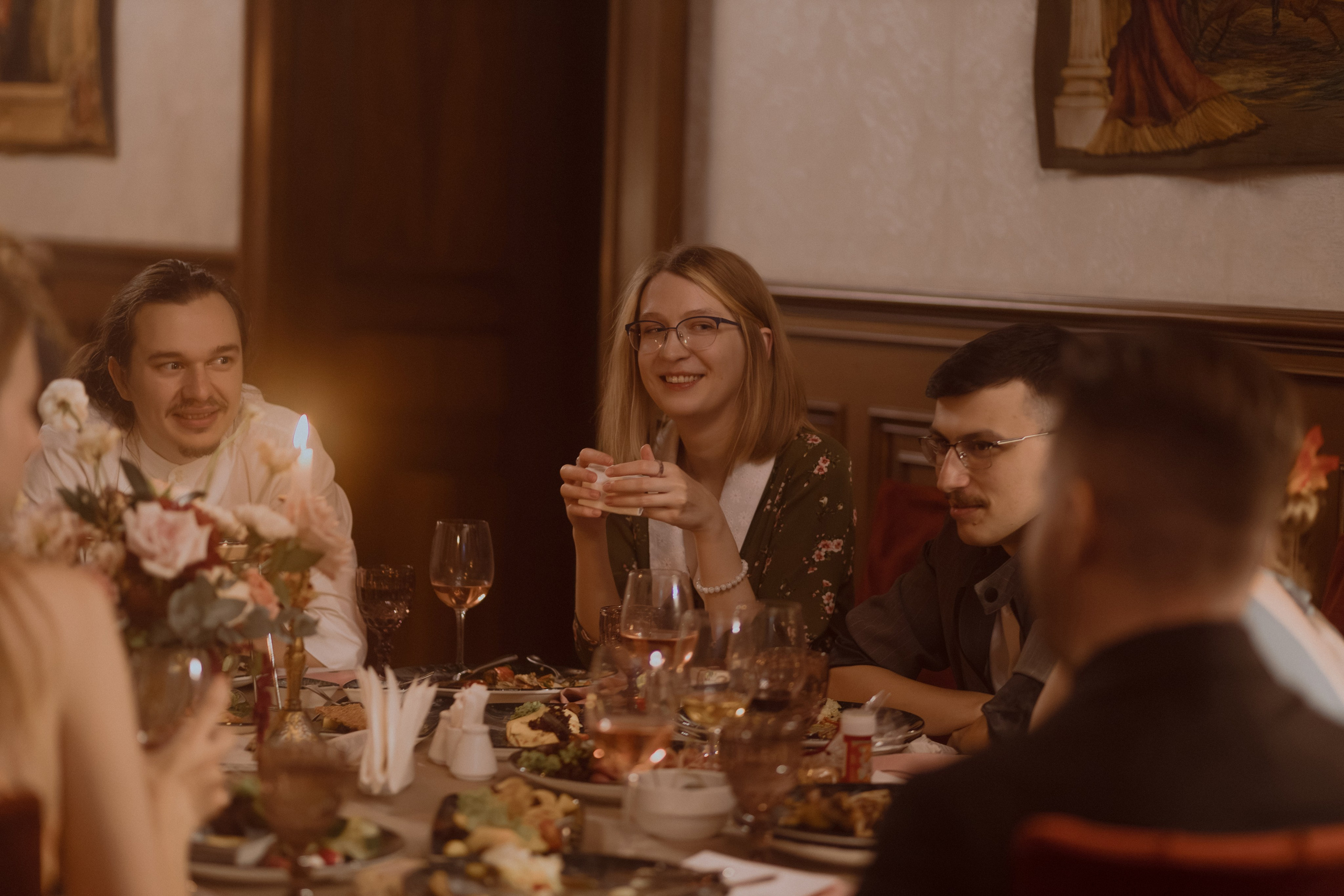 Welcome back to your own dinner party. Фотограф Лия Козловская Минск