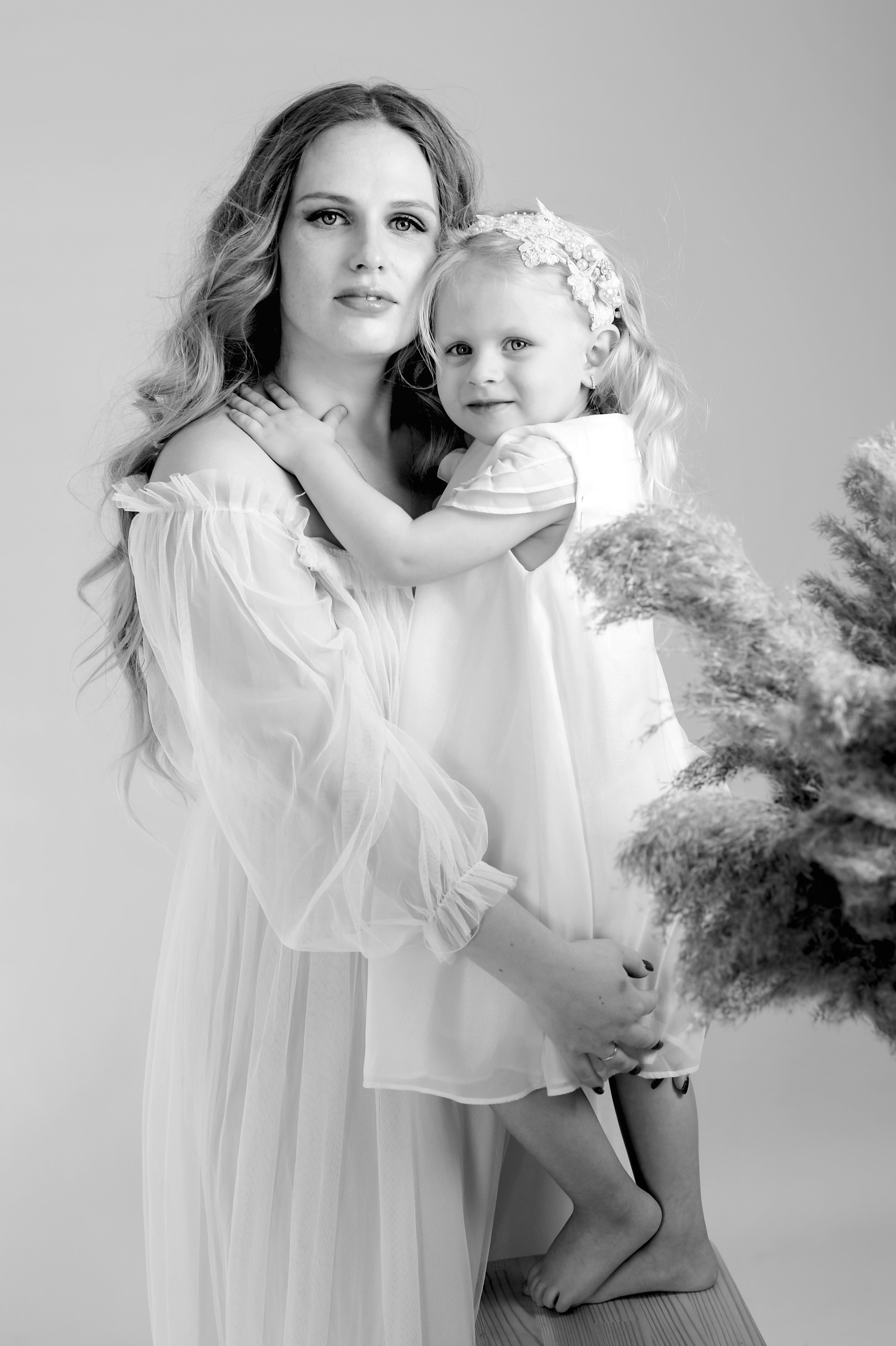 ДОЧКИ, ВНУЧКИ, БАБУШКА. Фотограф Юлия Антушева