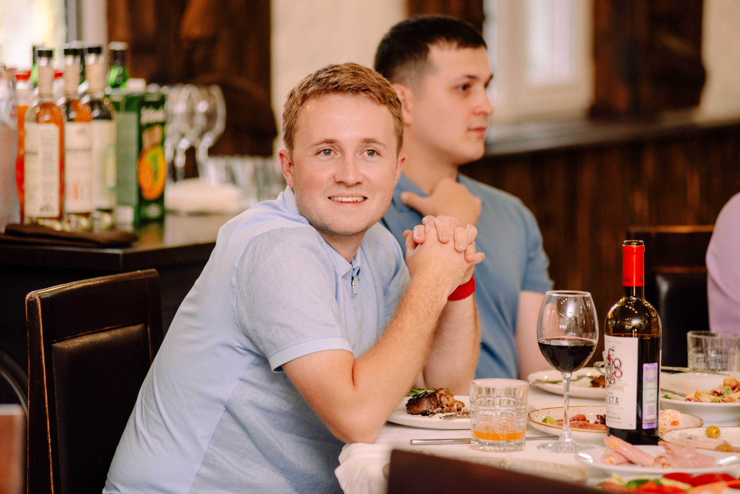 Юля и Саша — душевный банкет. Семейный и свадебный фотограф в Рязани Лиза Голованова