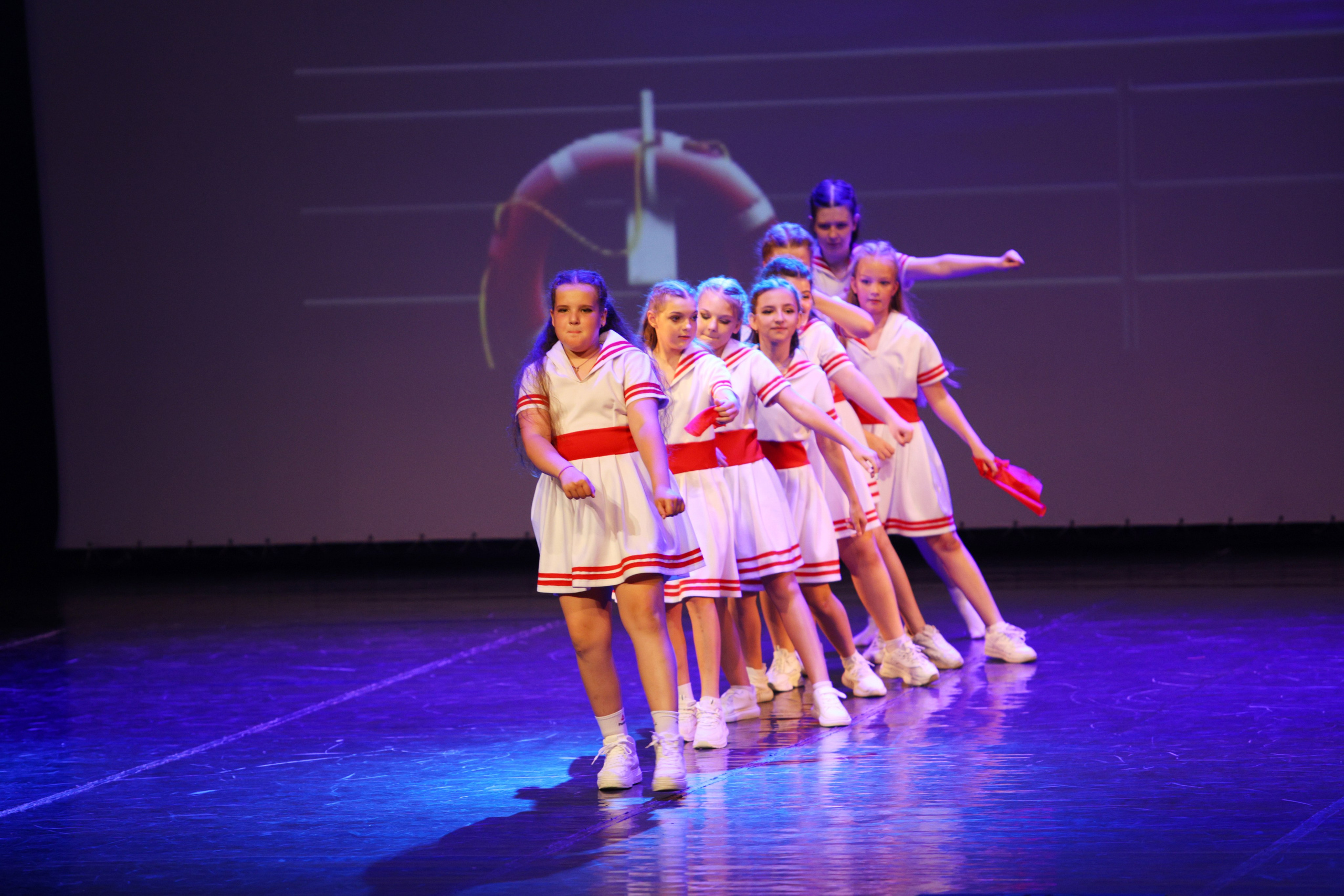 Концерт юных танцоров