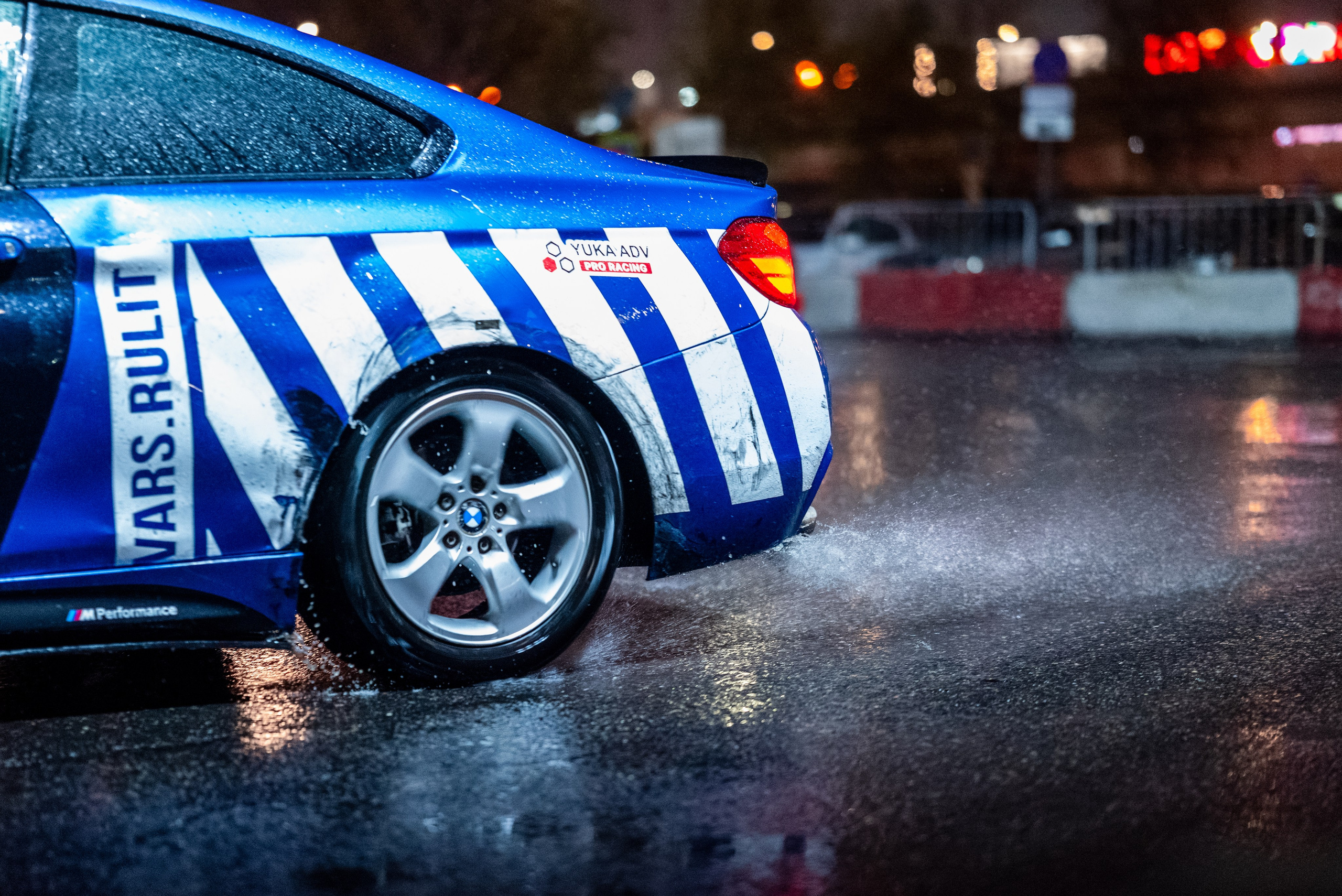 DNB november'25. Автомобильный фотограф Александра Рузиева aka Ju1cyFlex