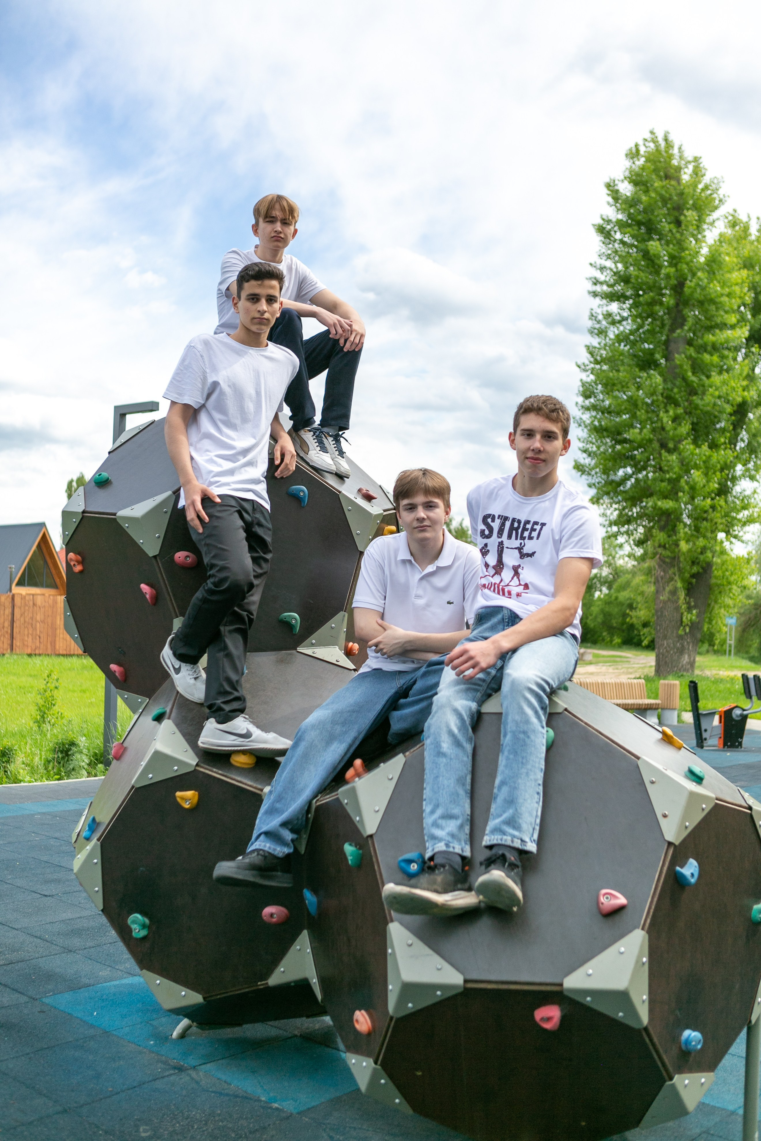 Прогулка. Выпускные альбомы Воронеж " СОКОЛ фото»