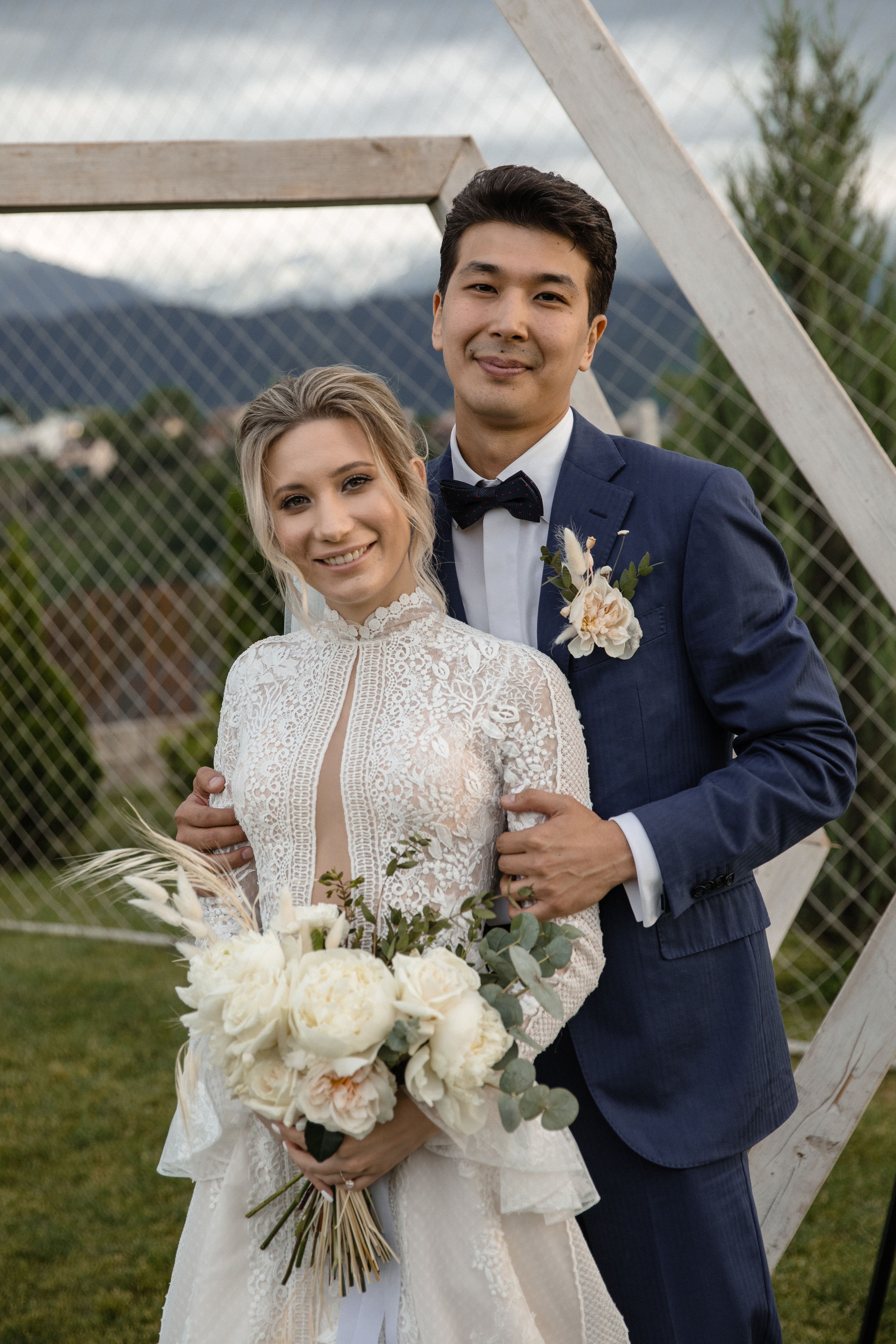 Aktan and Darina. Свадебный фотограф в Алматы Николай Киреев