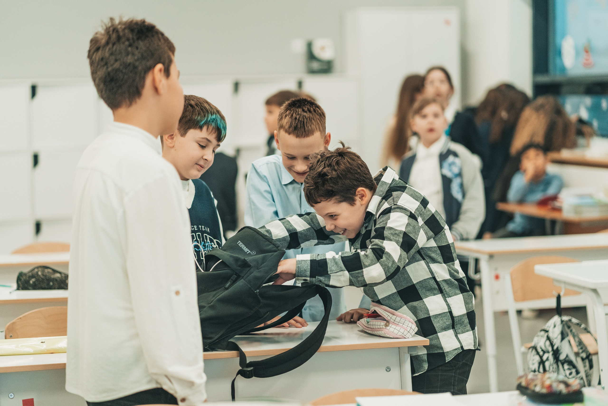 4 класс. Школьные альбомы и альбомы для детского сада. Юлия Осипова. Москва