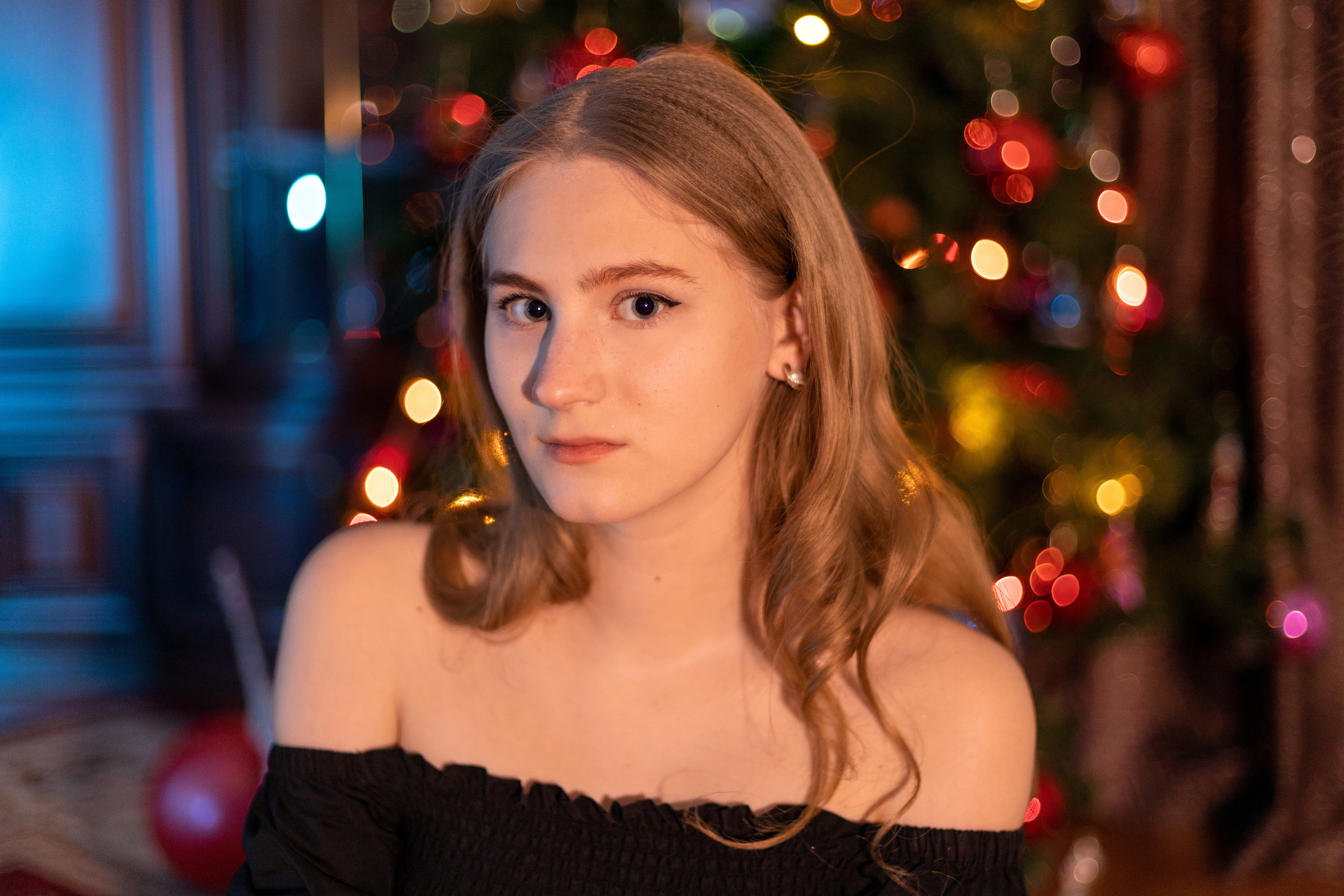 Портрет, 2 вспышки, светофильтры, синхронизатор, canon 50 мм 1,4 (образец боке). Фотограф в Туле Крупский АнДРей. Фотостудия «КАДР71» в Туле