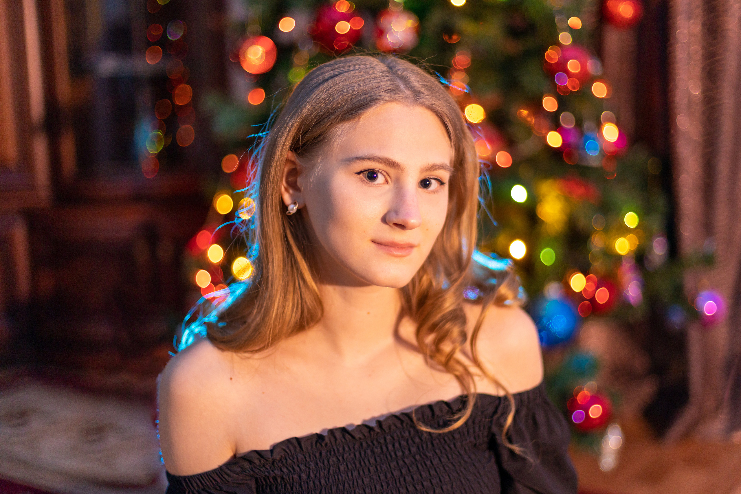 Портрет, 2 вспышки, светофильтры, синхронизатор, canon 50 мм 1,4 (образец боке). Фотограф в Туле Крупский АнДРей. Фотостудия «КАДР71» в Туле