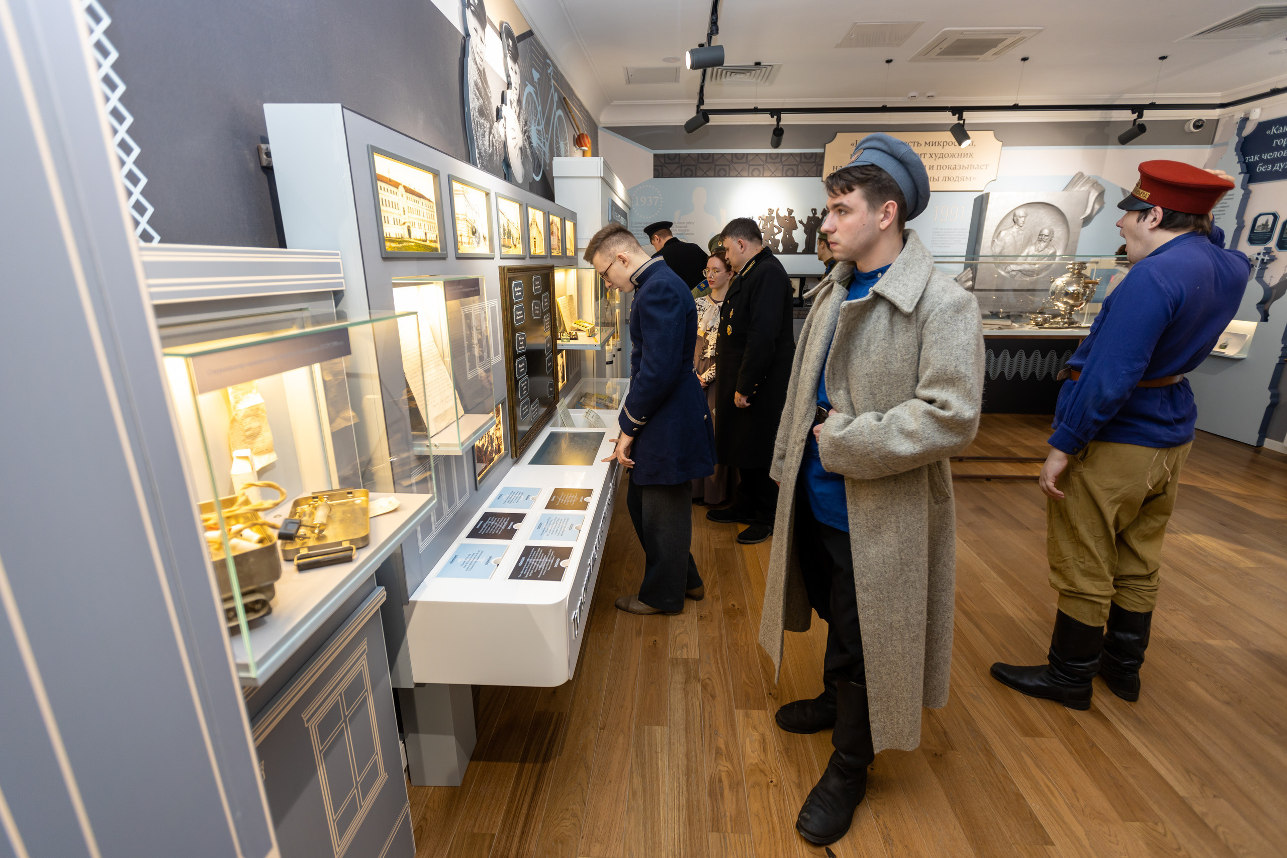 Репортаж. Порстретная съемка. Заседание Уездного Земского Собрания. Фотограф в Туле Крупский АнДРей. Фотостудия «КАДР71» в Туле