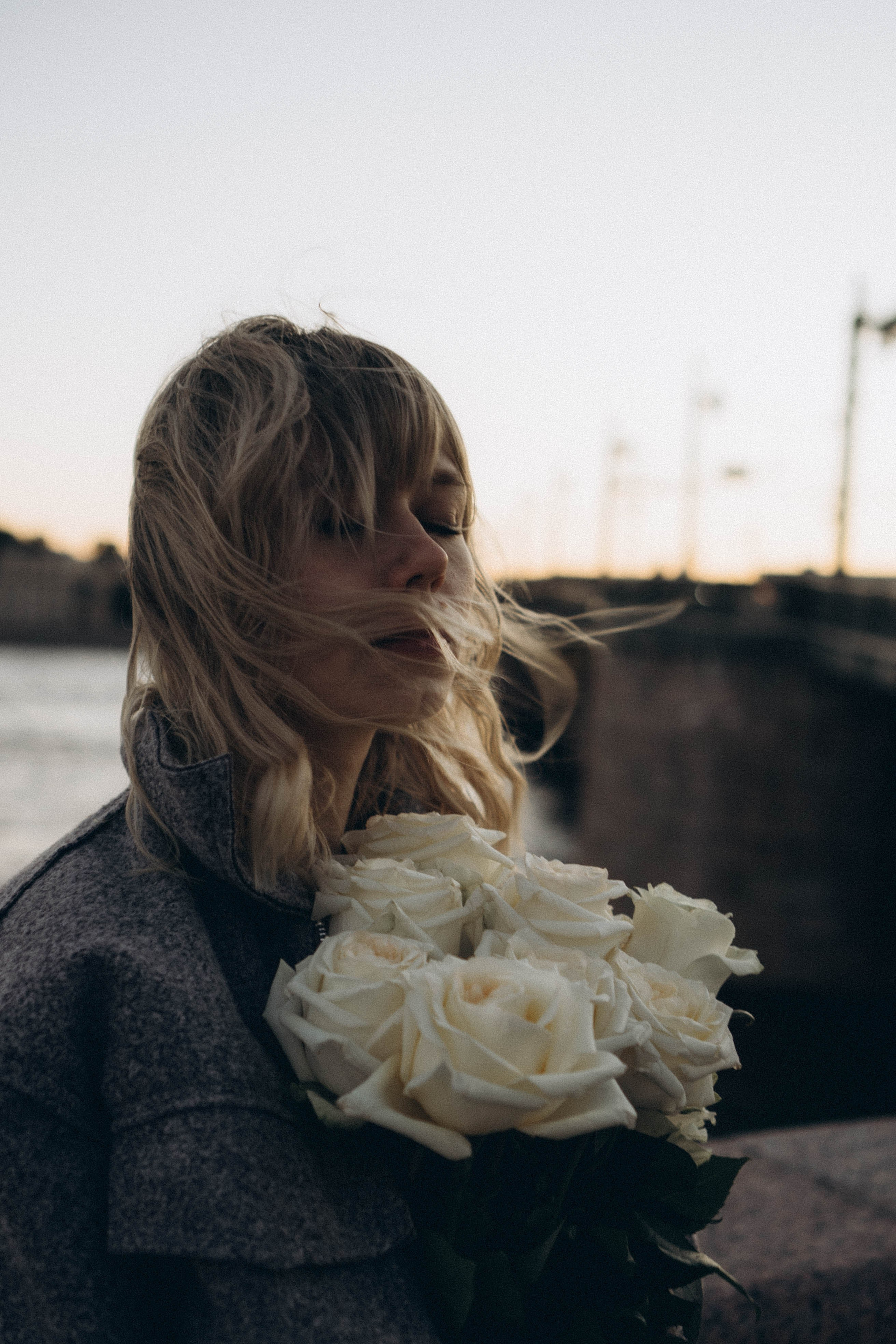 ПРОГУЛКА ПО ГОРОДУ В БЕЛЫЕ НОЧИ (другой вариант). Профессиональный фотограф, Санкт-Петербург — Виктория Богомолова