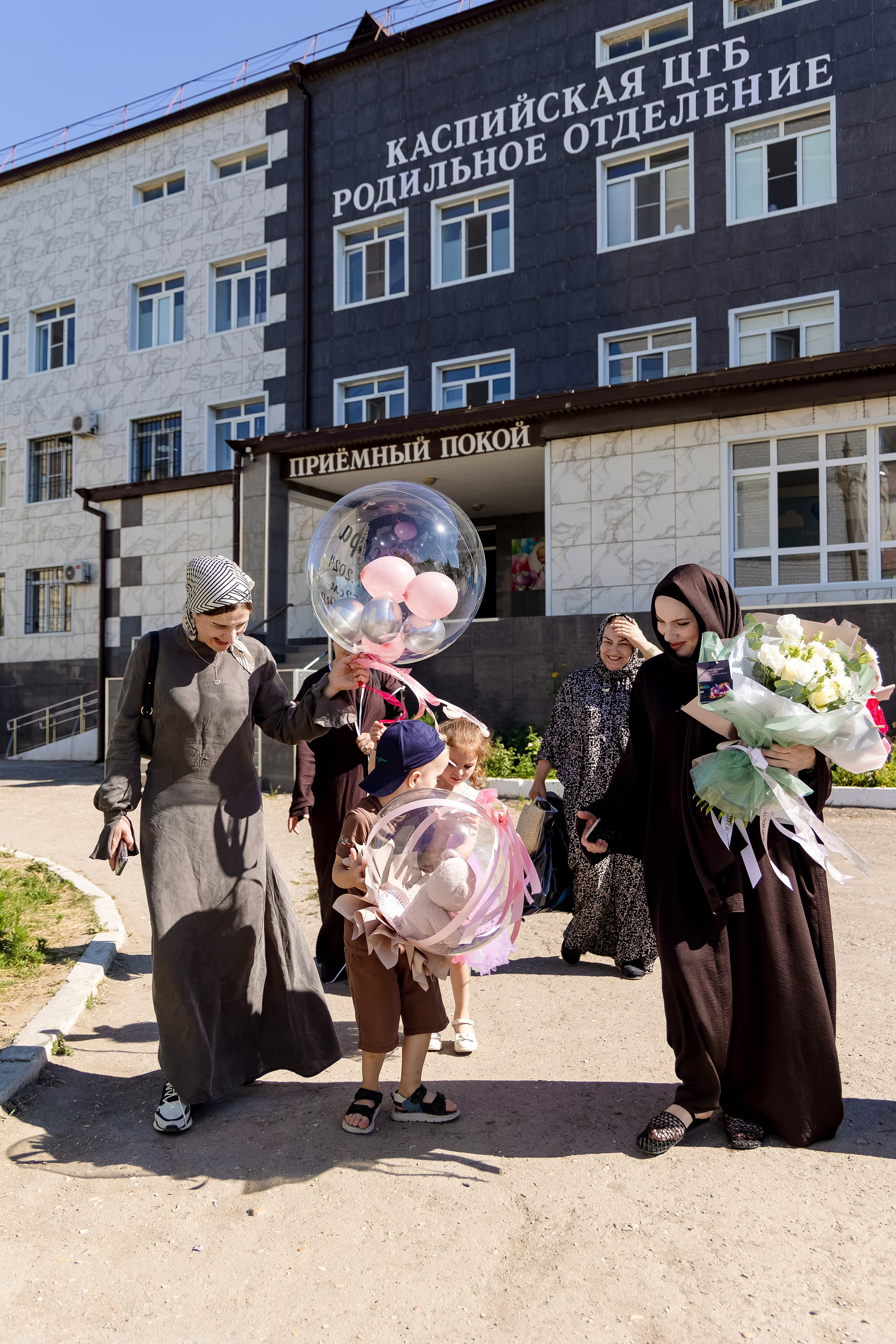 Выписки из роддома. Свадебный и семейный фотограф в Каспийске Алёна Нурмагомедова