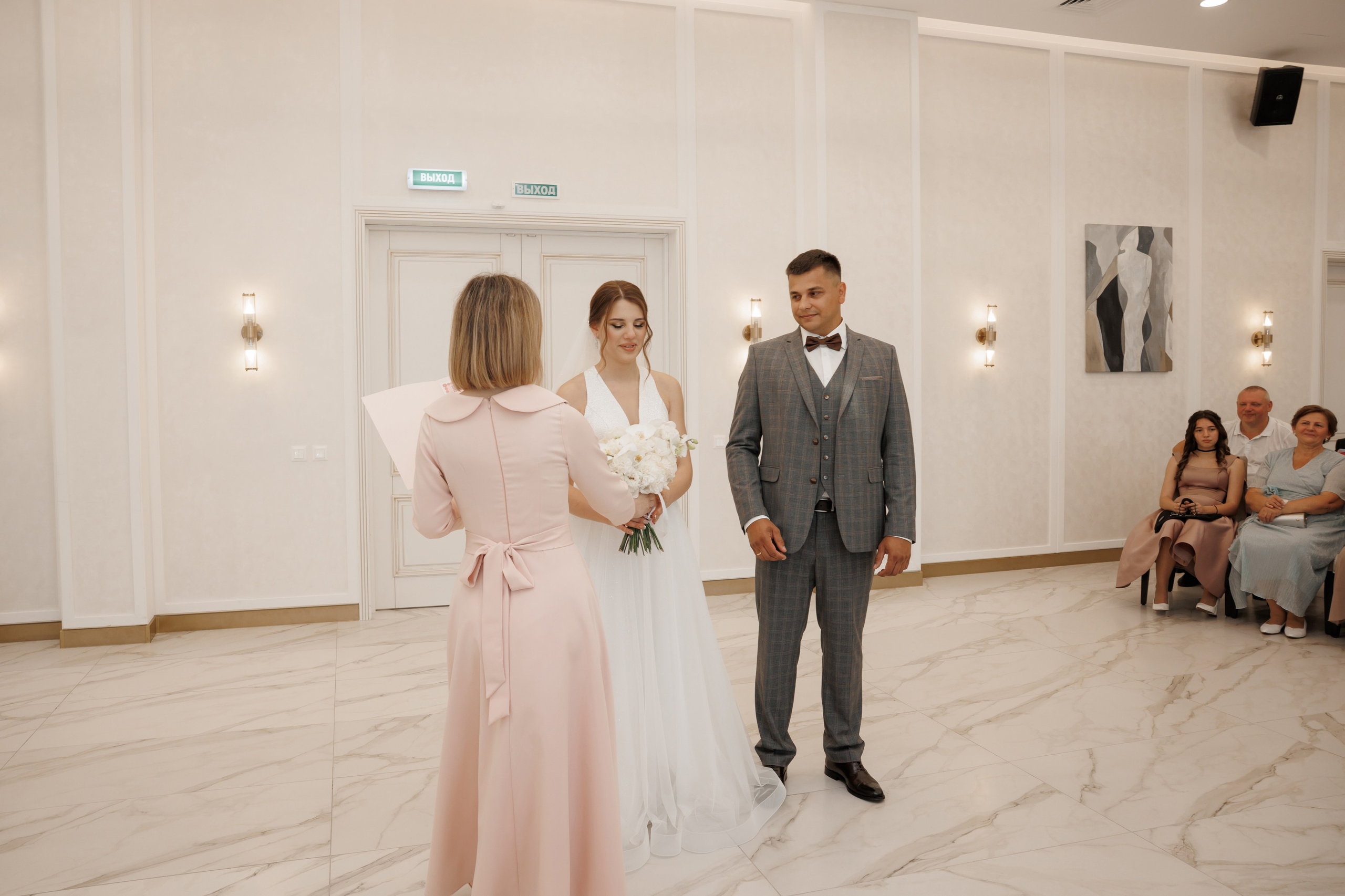 ЗАГС Бутово и Остафьево. Свадебный и репортажный фотограф (Москва, Королев и другие)