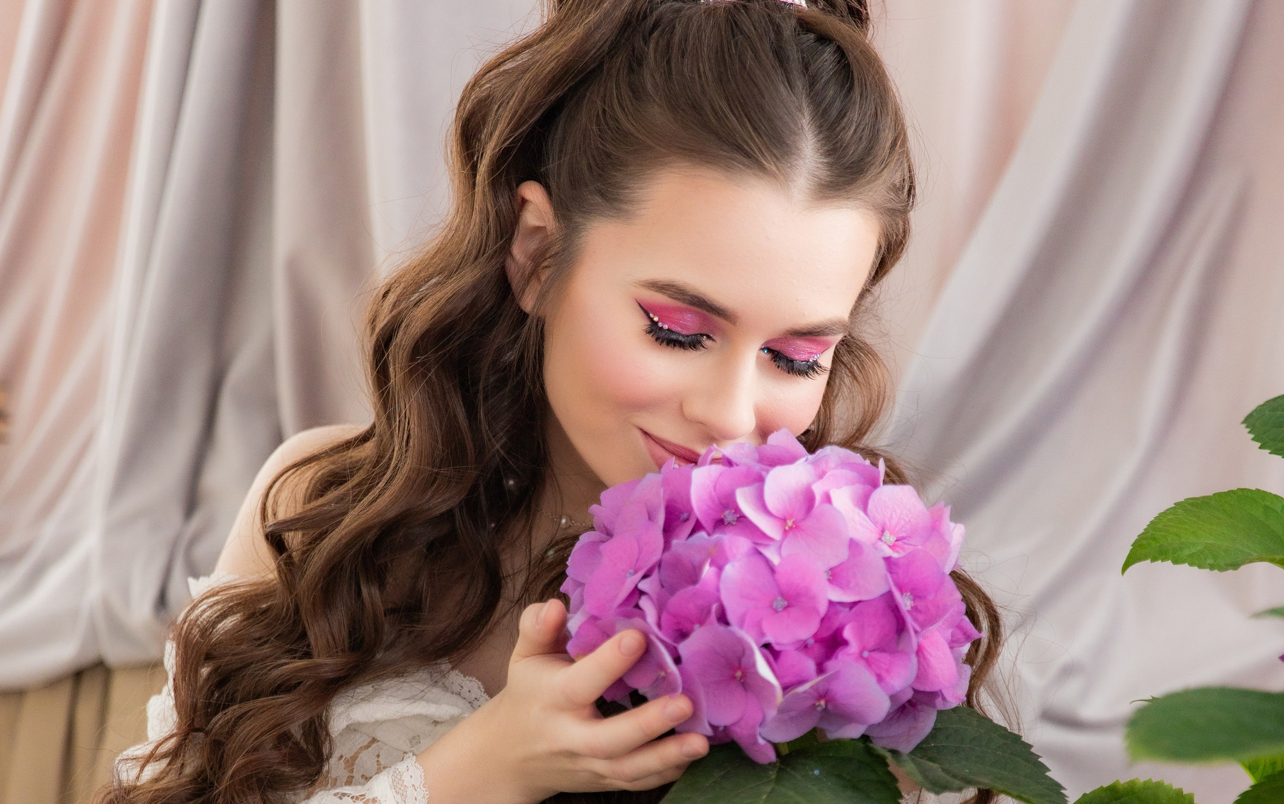 ИНДИВИДУАЛЬНАЯ. Фото, видео, авторские выпускные альбомы в Нижнем Новгороде