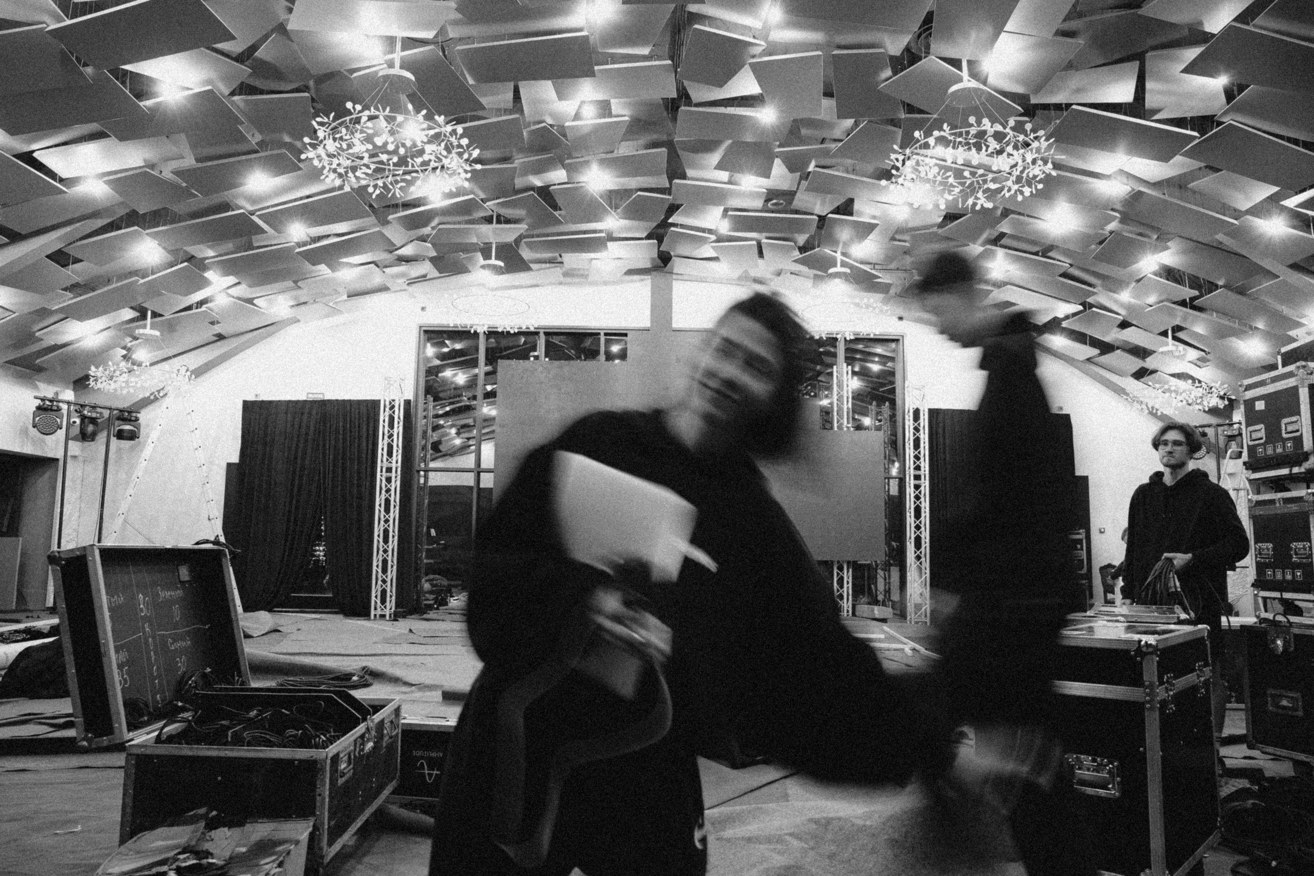 Бэки монтаж