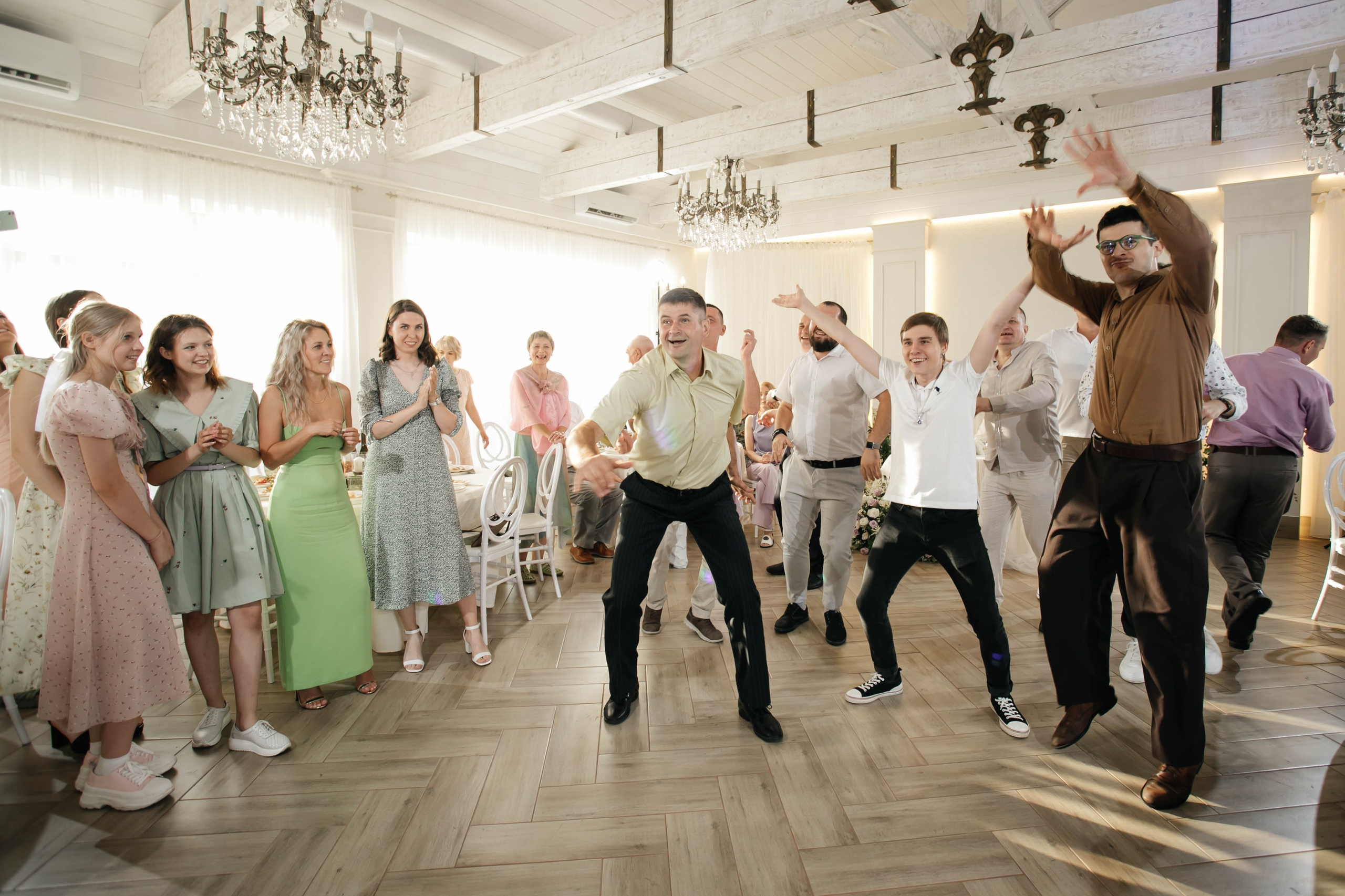 Свадебная история Дарьи и Родиона. Берендей Хаус. Свадебный и семейный фотограф Рассказова Виктория