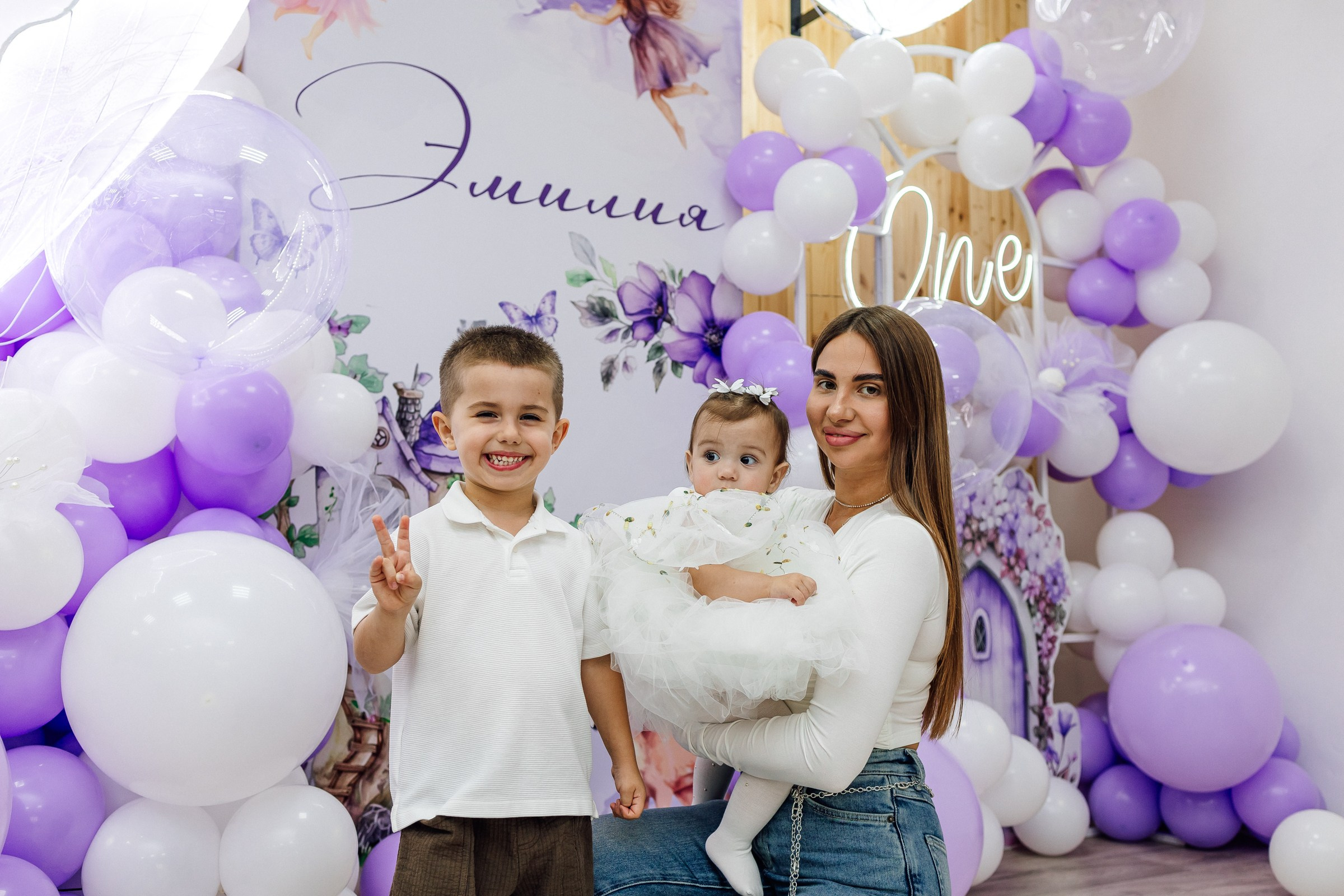 Эмилии 1 год. Семейный фотограф в Волгодонске Краченцева Анна