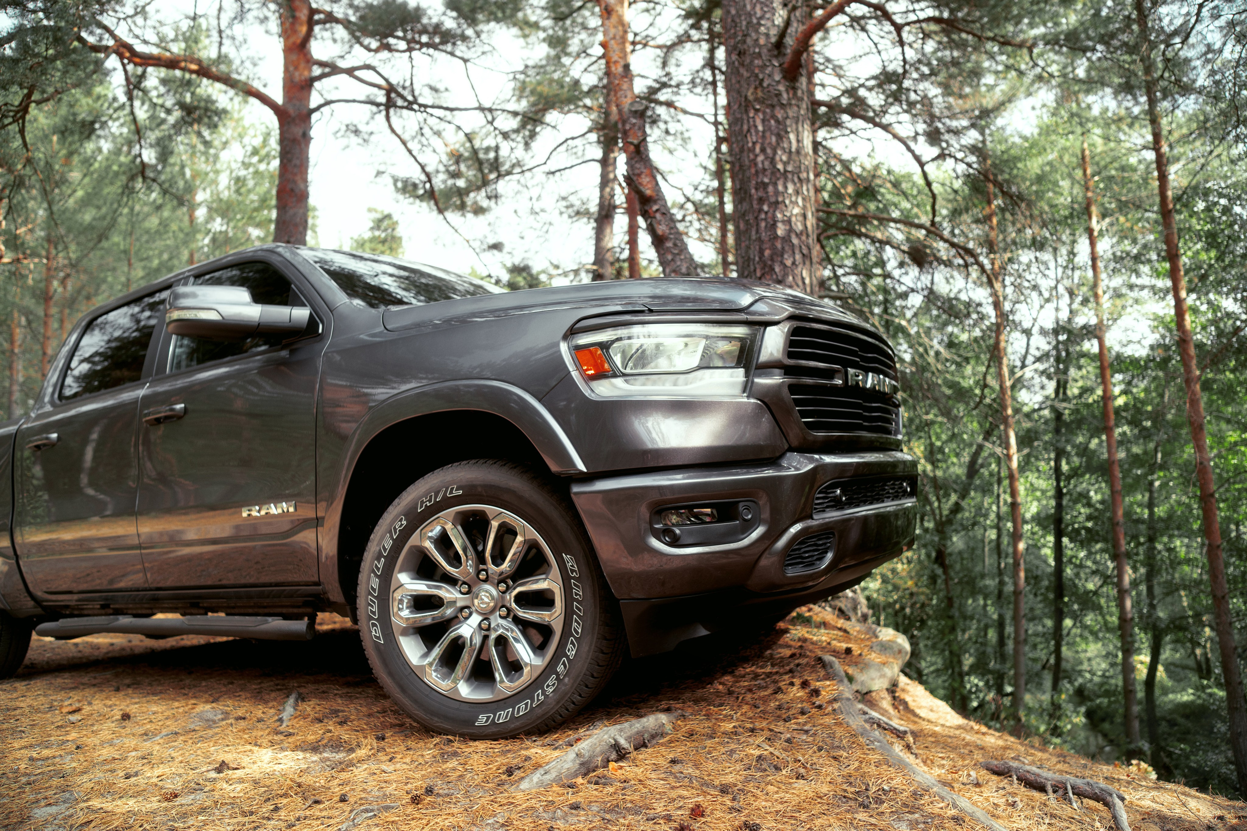 Фотографии RAM 1500 Laramie