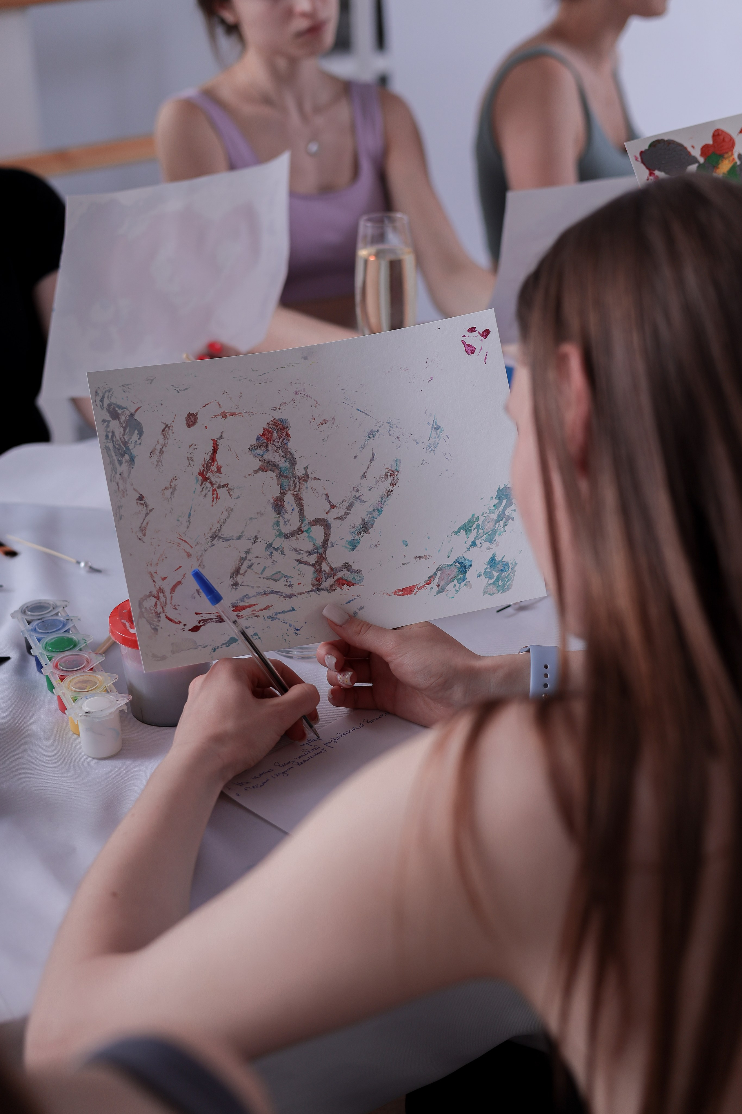 Арт-терапия + аэройога. Фотограф Надршина Лилия