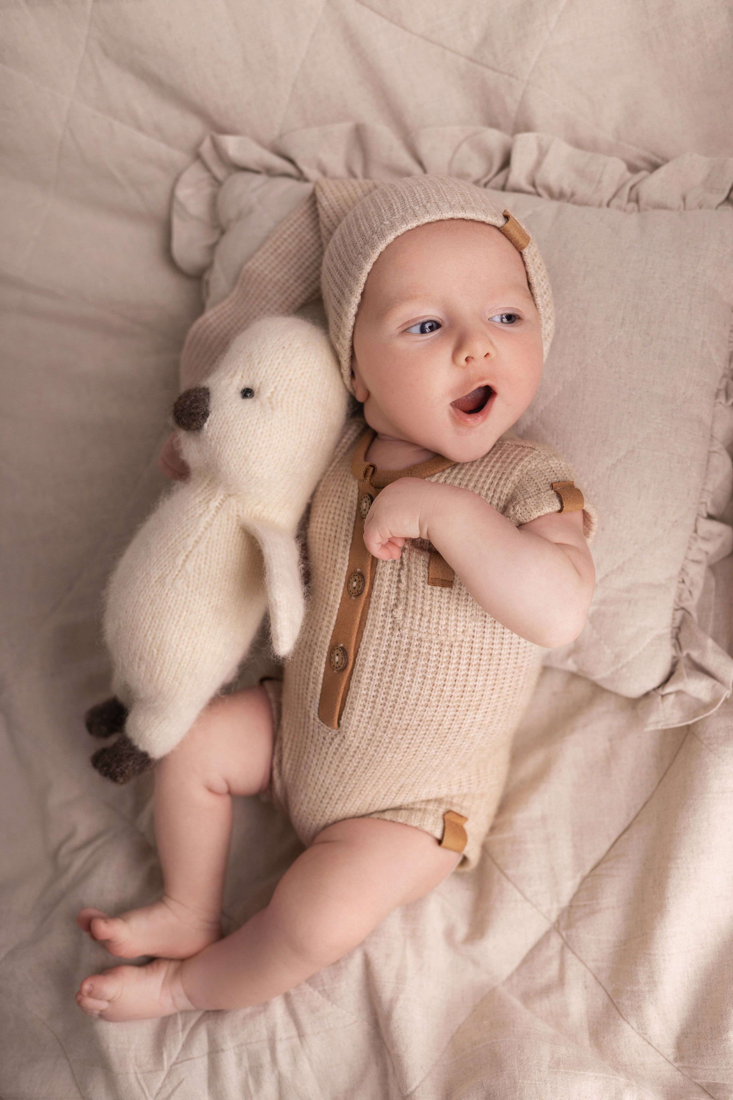 Newborn съемка в стиле Лайф. Фотограф новорожденных малышей в Омске и Омской области Эльвира Камаева