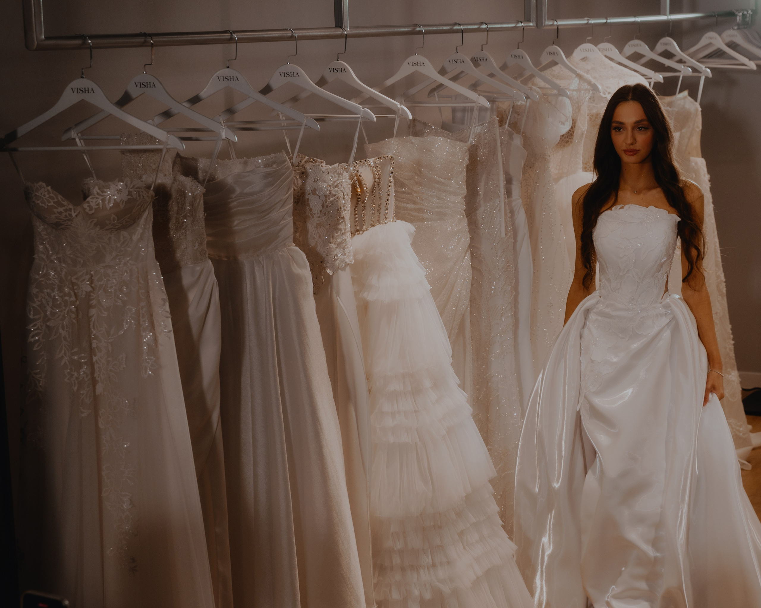 Открытие свадебного салона VISHA. Свадебные фотографы в Гомеле и Минске Сергей и Анастасия Фещенок