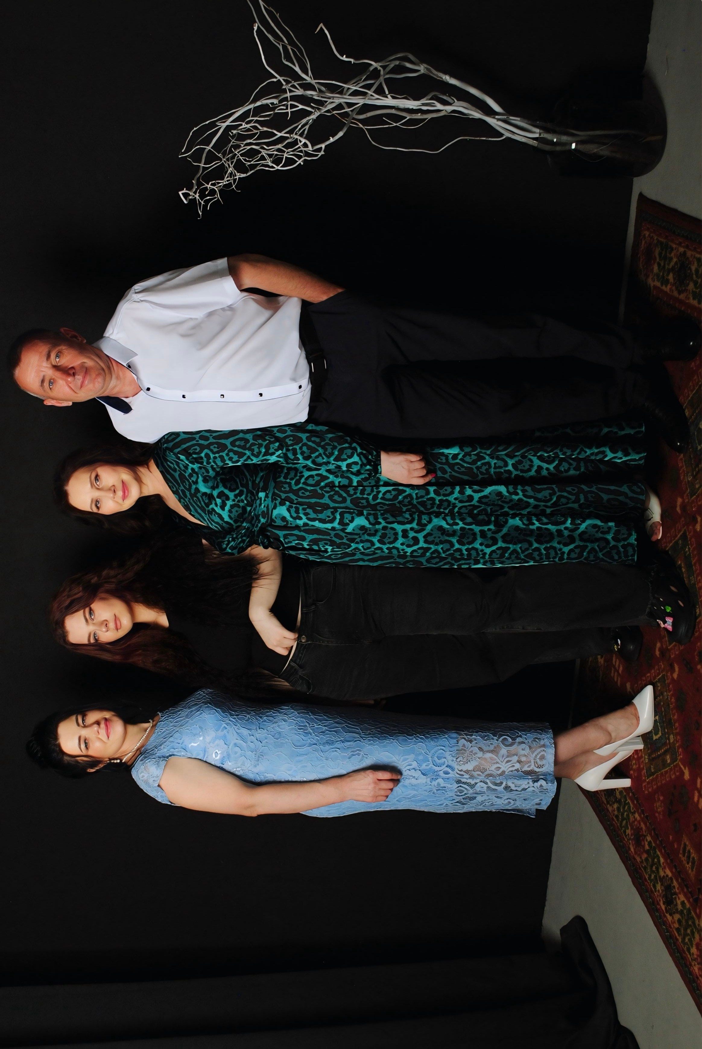 Елена и семья. Фотограф Мария Мусаелян