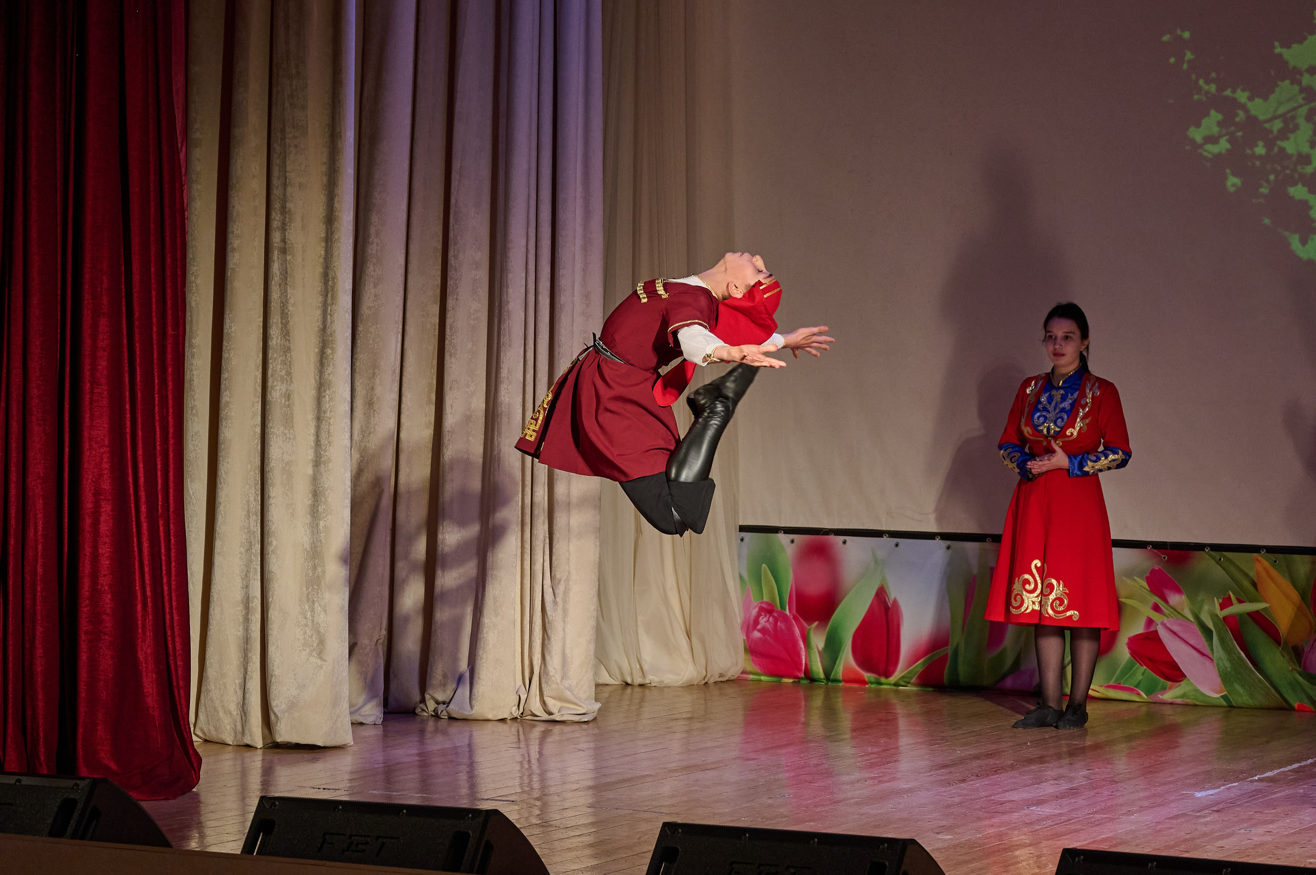 День матери. Кабардинка. Жизнь курорта Кабардинка в фотографиях