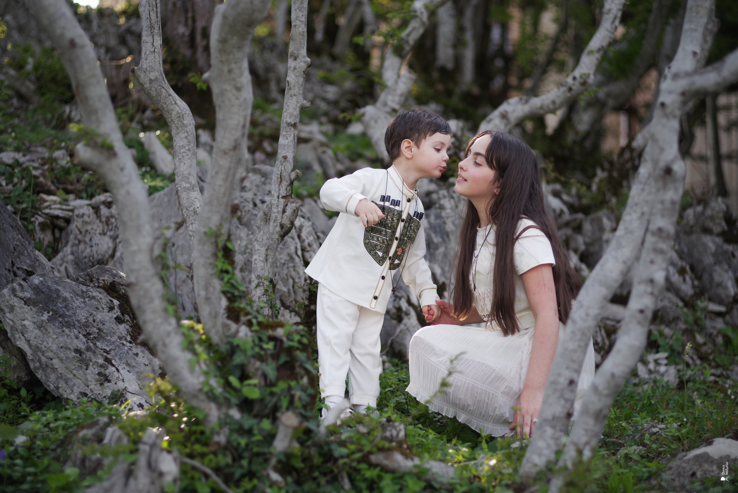 Крещение в Церкви Святого Георгия в Гогни. Портретный фотограф Денис Милютин