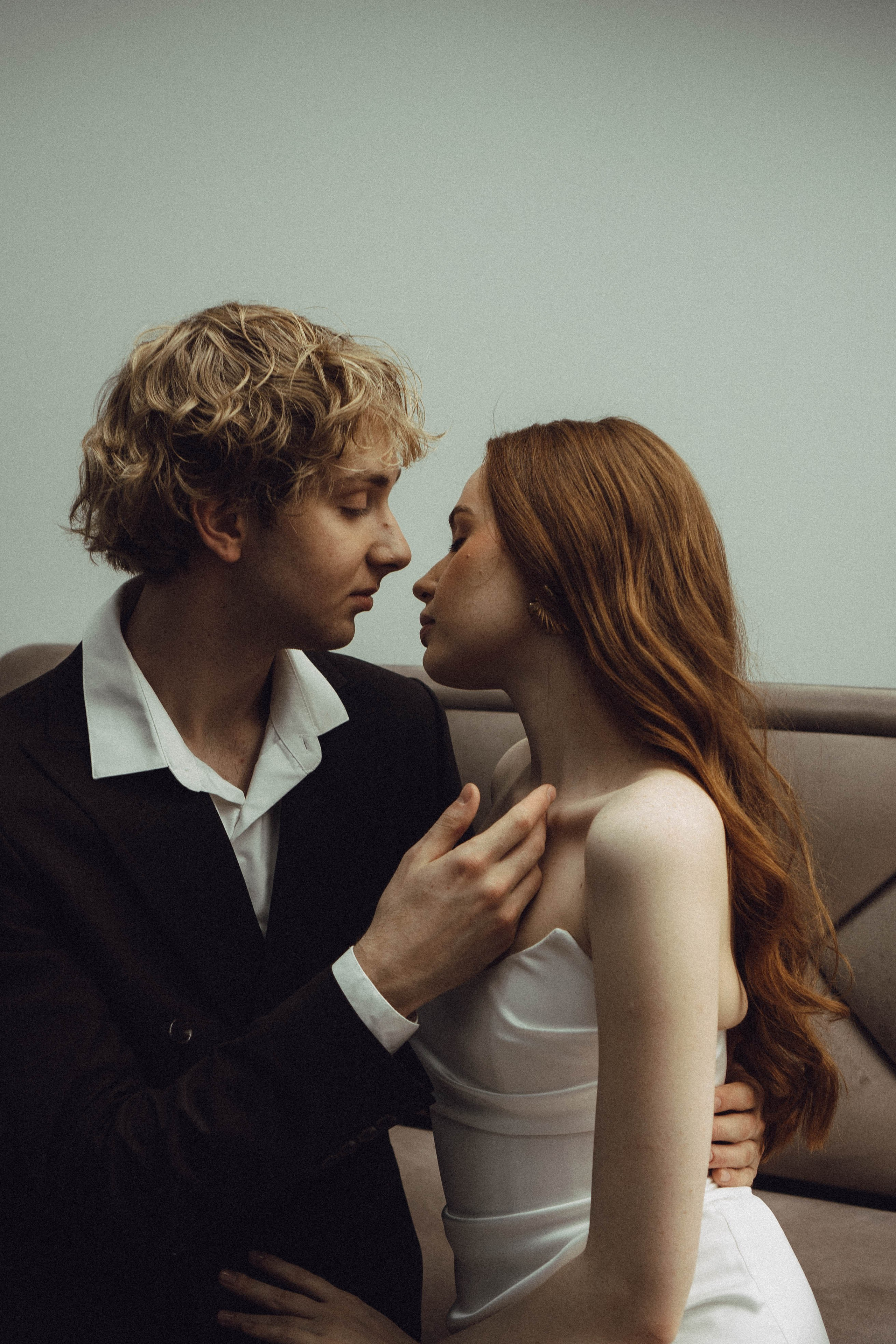 СВАДЕБНАЯ СЬЕМКА В ОТЕЛЕ. СБОРЫ ЖЕНИХА И НЕВЕСТЫ И ТАКЖЕ ТОР И ПОДГОТОВКА К ПРОГУЛКЕ. Профессиональный фотограф, Санкт-Петербург — Виктория Богомолова